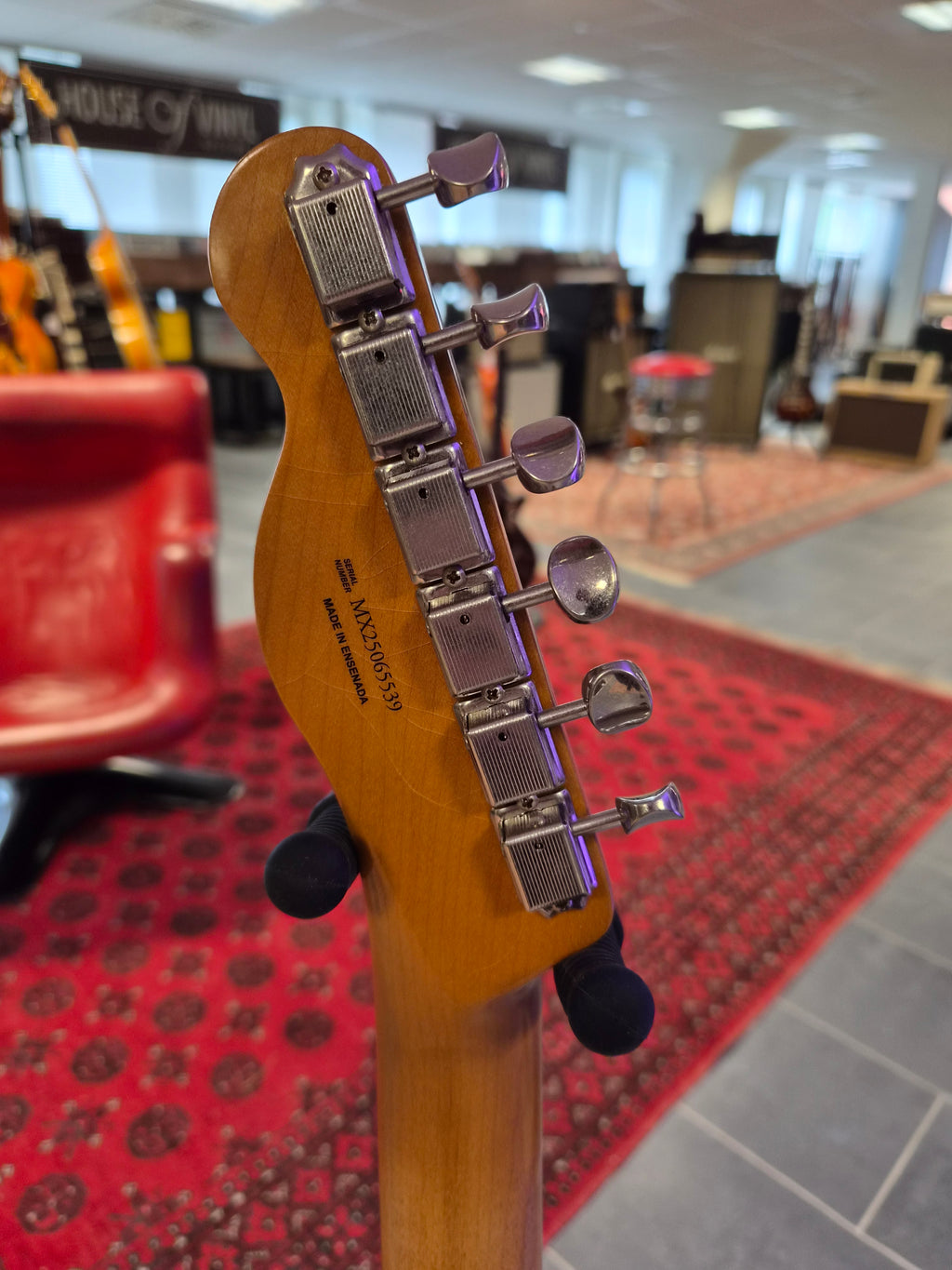 Fender Vintera II Road Worn '60s Telecaster Burgundy Mist Metallic 2025