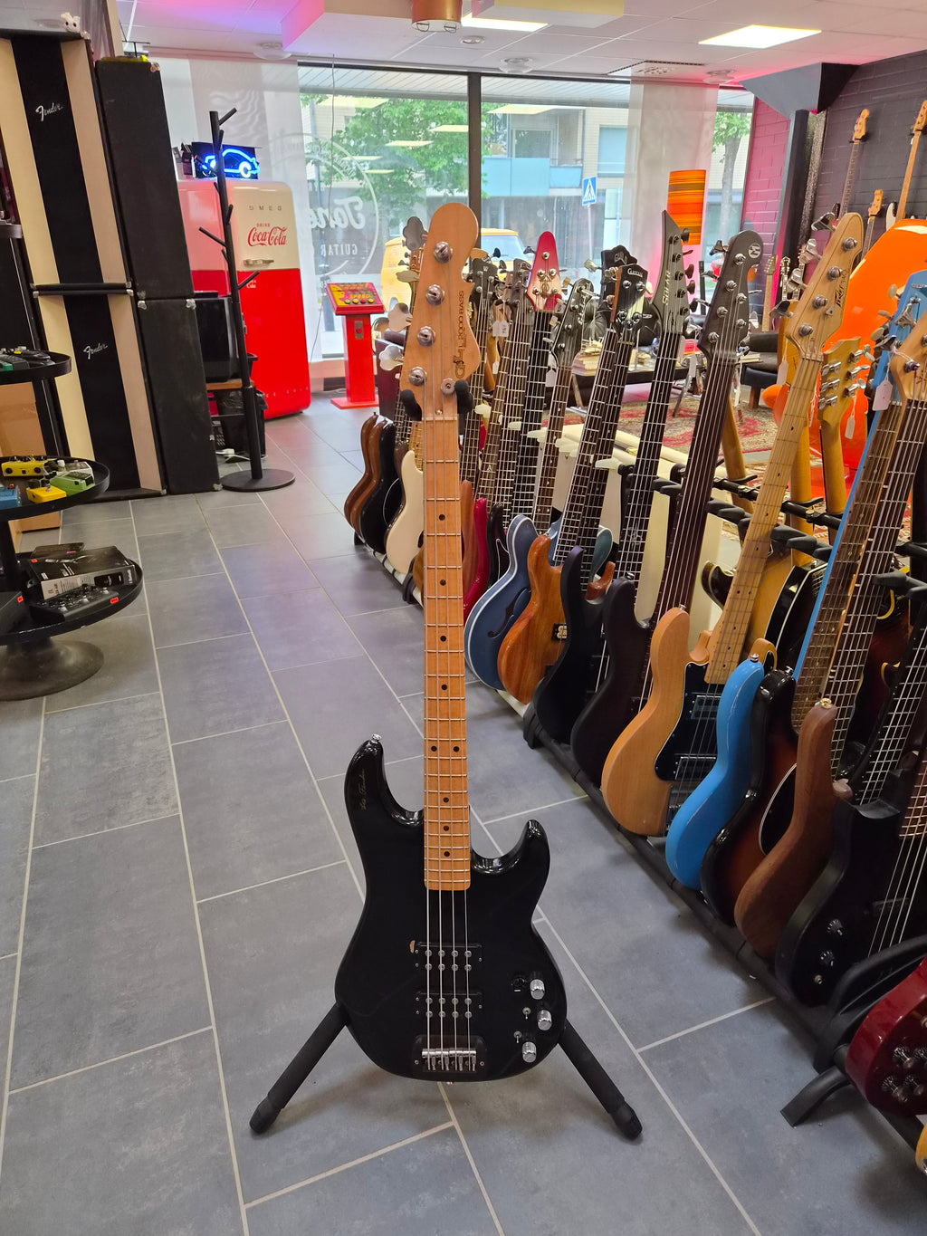 G&L L-2000 Bass Limited Edition Leo Fender Signature 1989