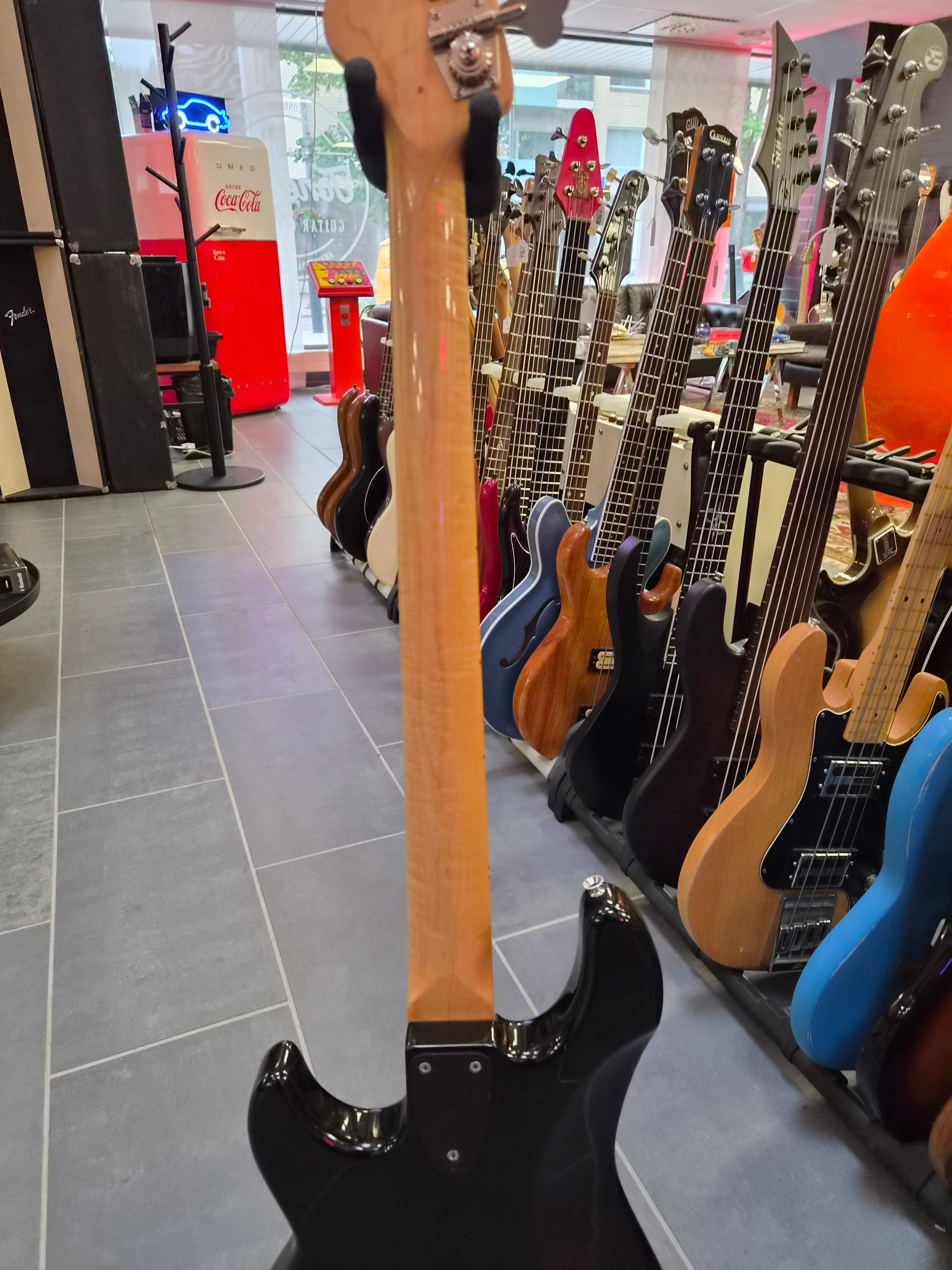 G&L L-2000 Bass Limited Edition Leo Fender Signature 1989