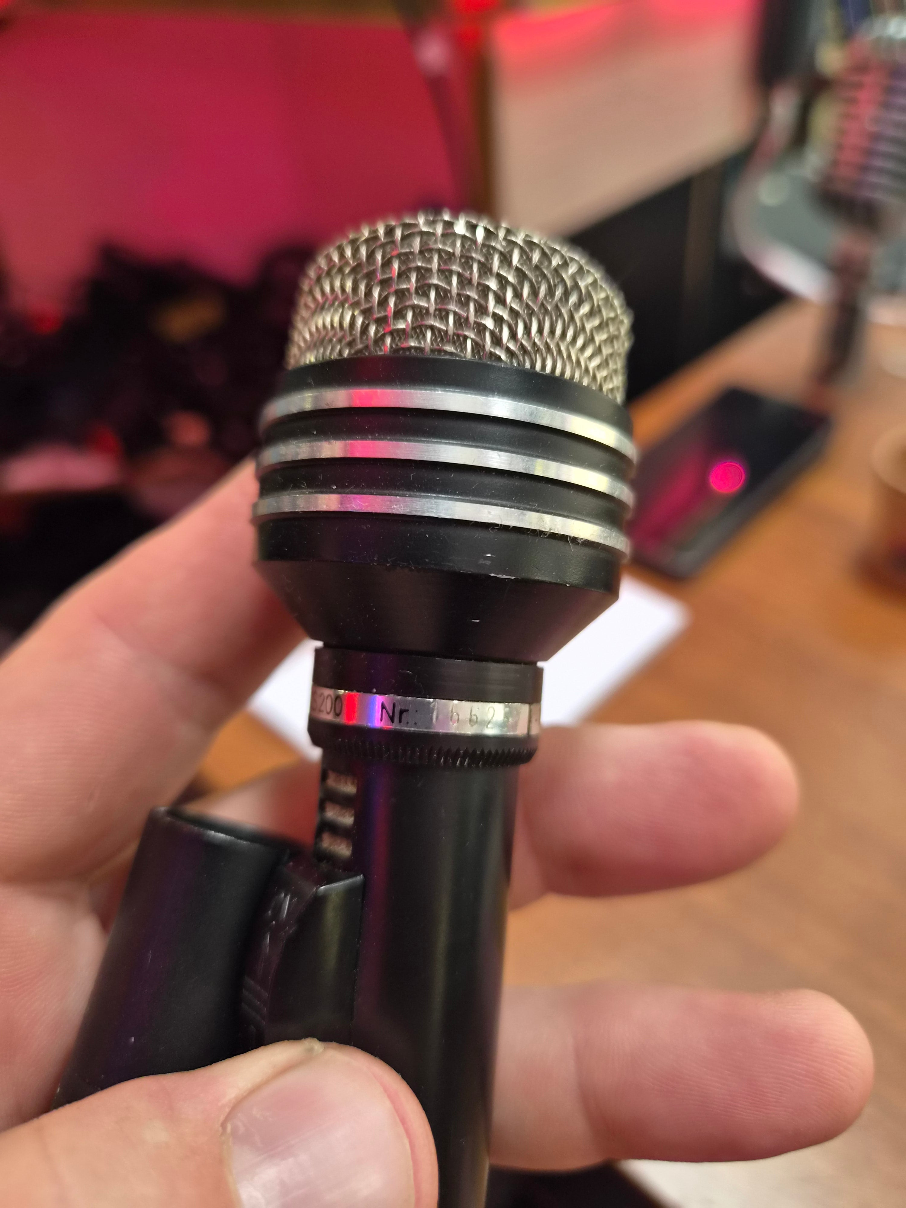 AKG D119 CS 200