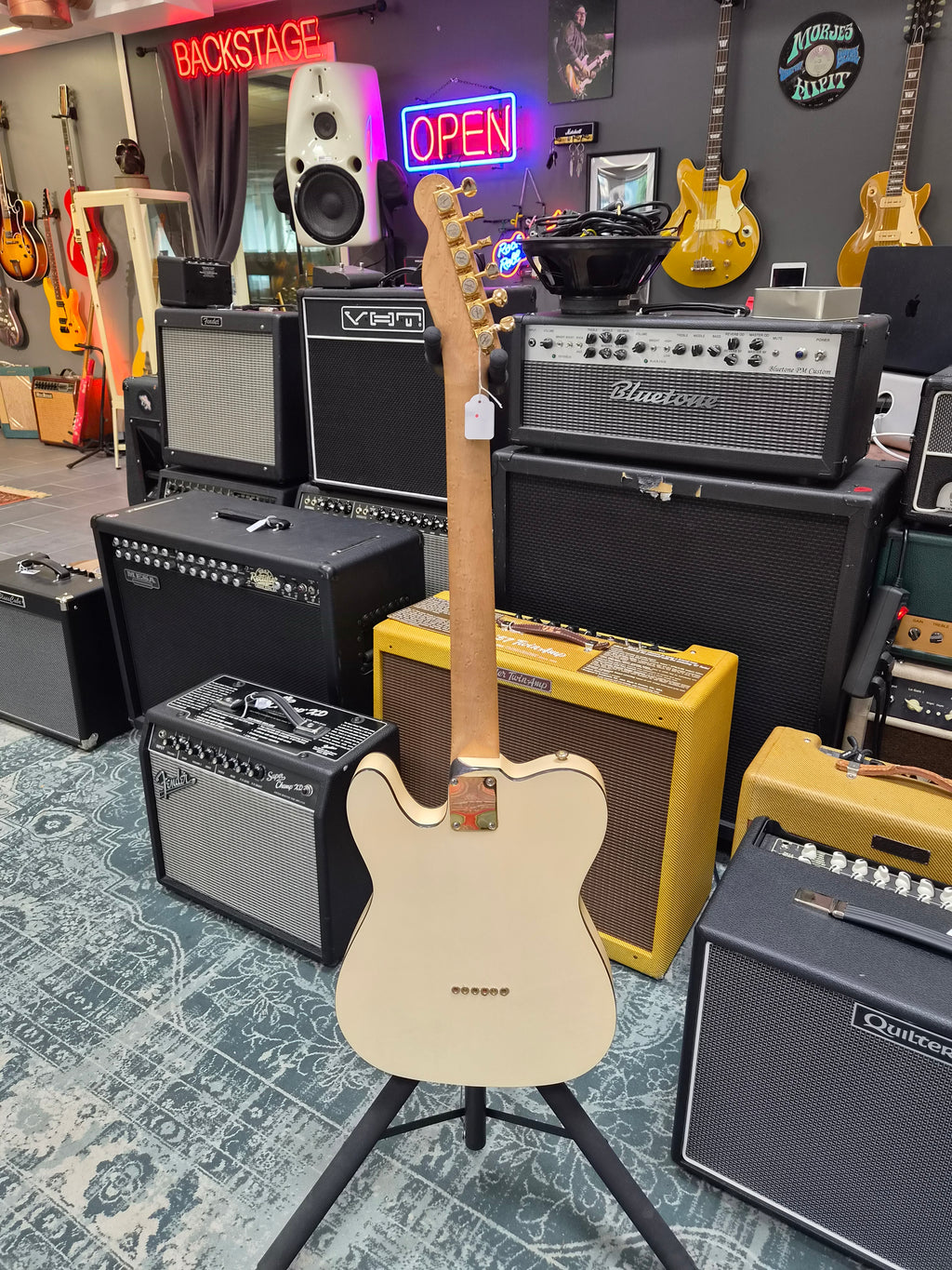 TW Custom Guitars Tele "Devil Girl"
