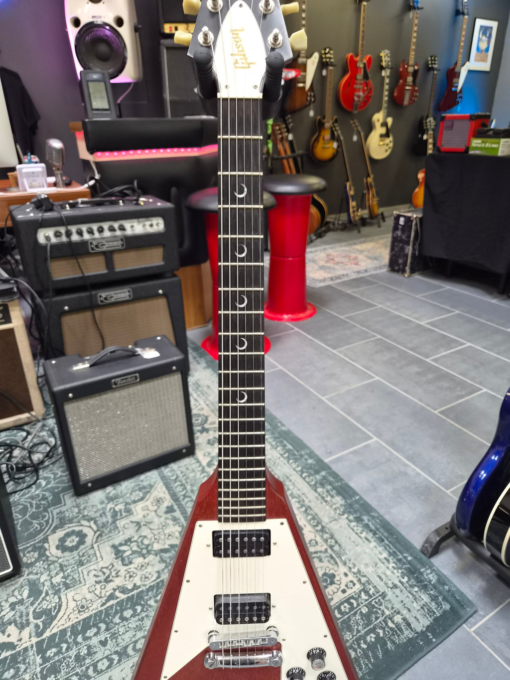 Gibson Flying V Faded Cherry w/ Crescent Moon Inlays 2003