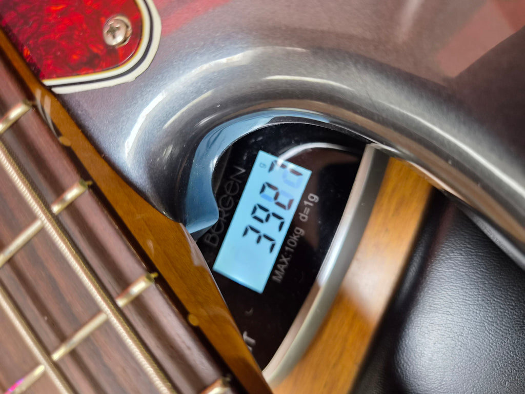 Fender Vintera II Road Worn '60s Precision Bass