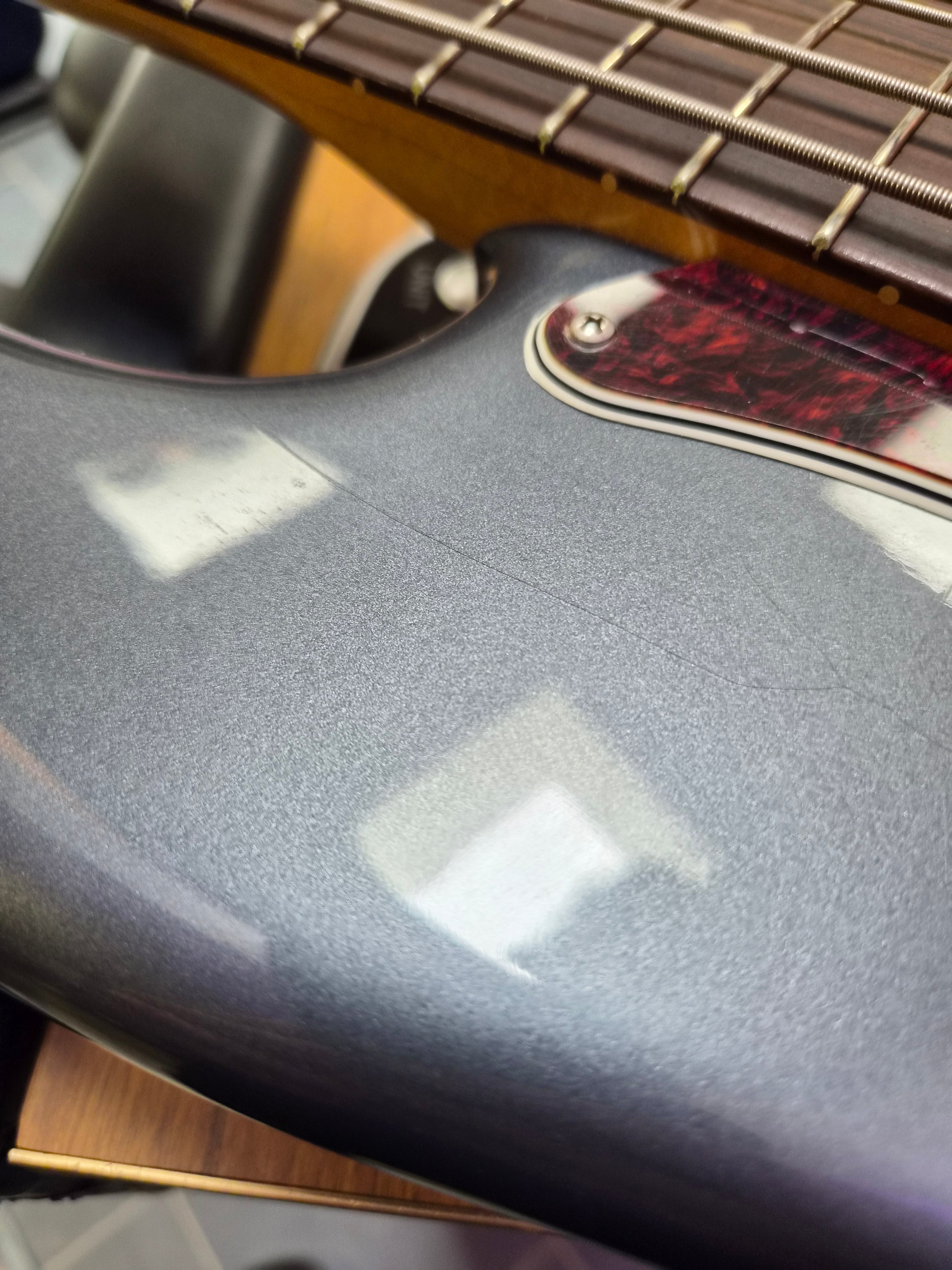 Fender Vintera II Road Worn '60s Precision Bass