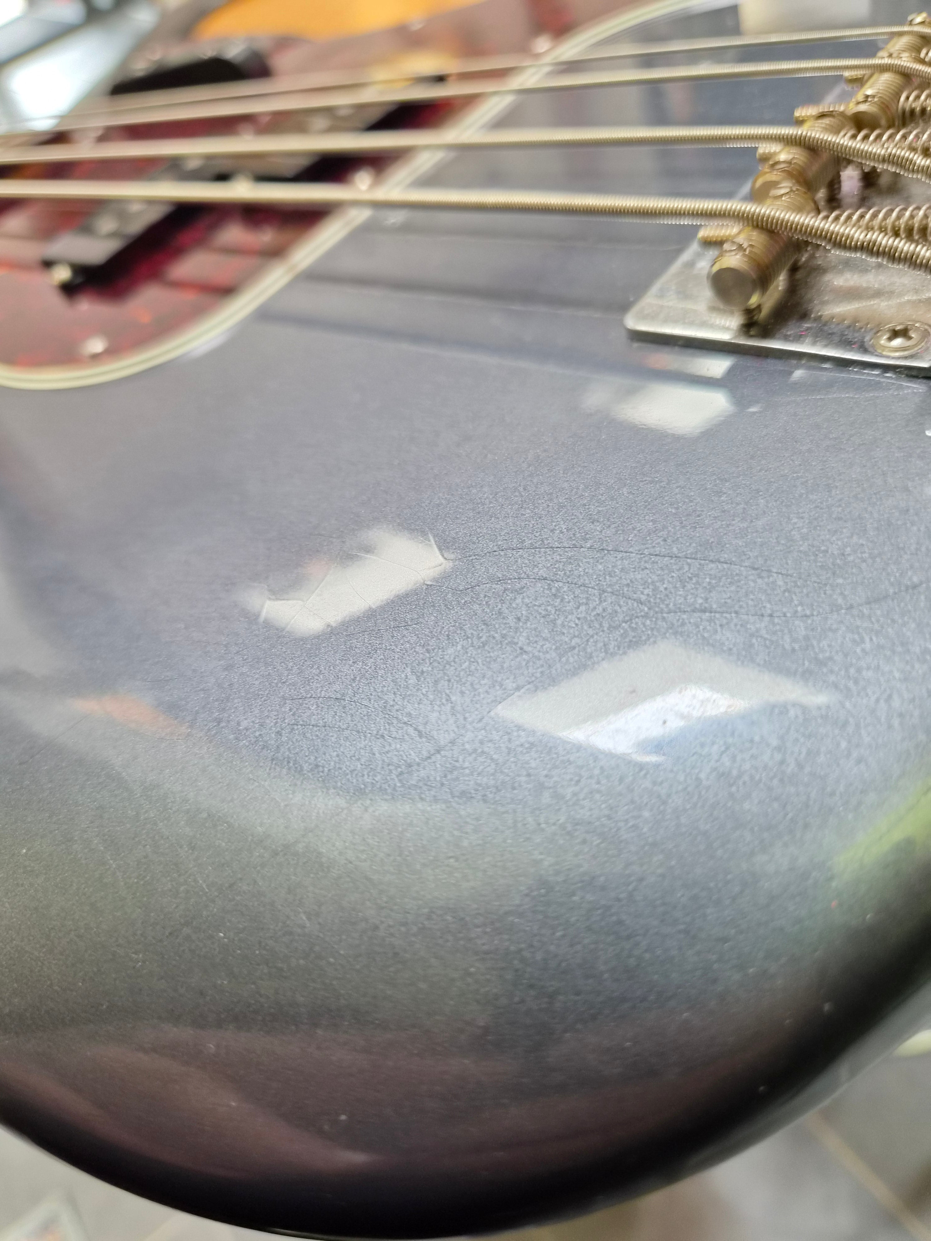 Fender Vintera II Road Worn '60s Precision Bass