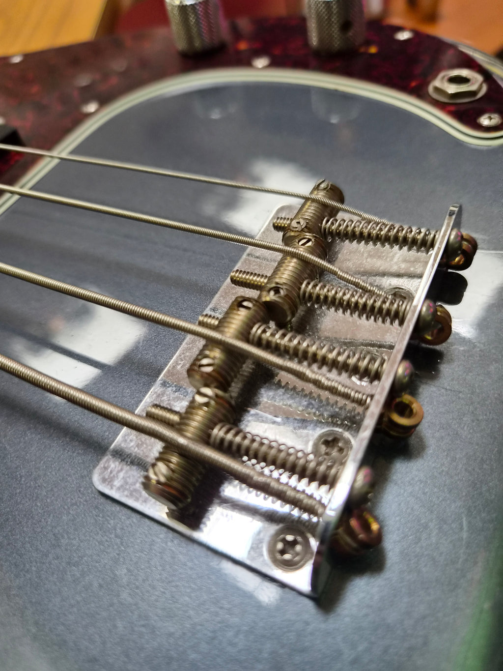 Fender Vintera II Road Worn '60s Precision Bass