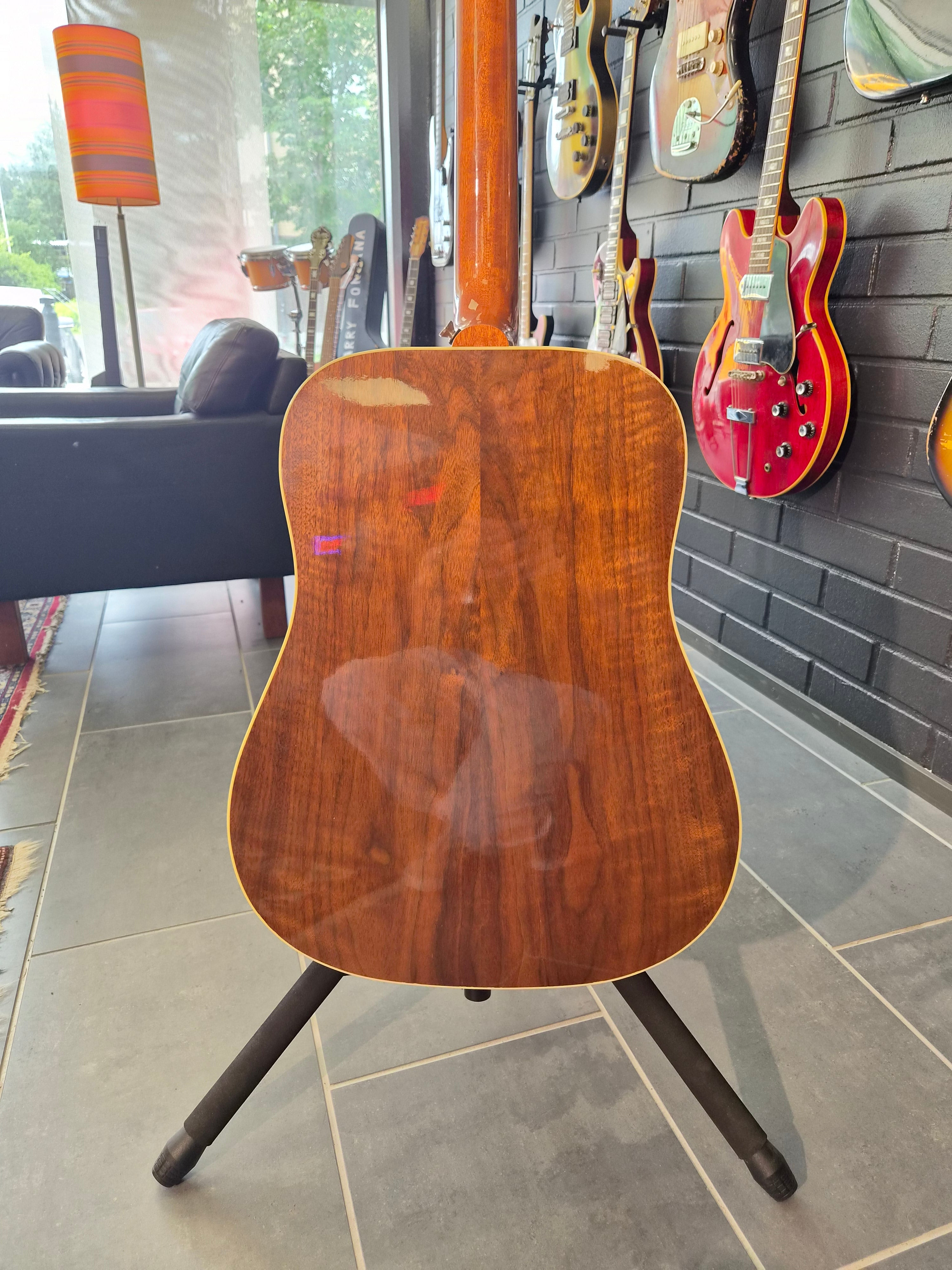 Gibson Montana Hummingbird Studio Natural 2019