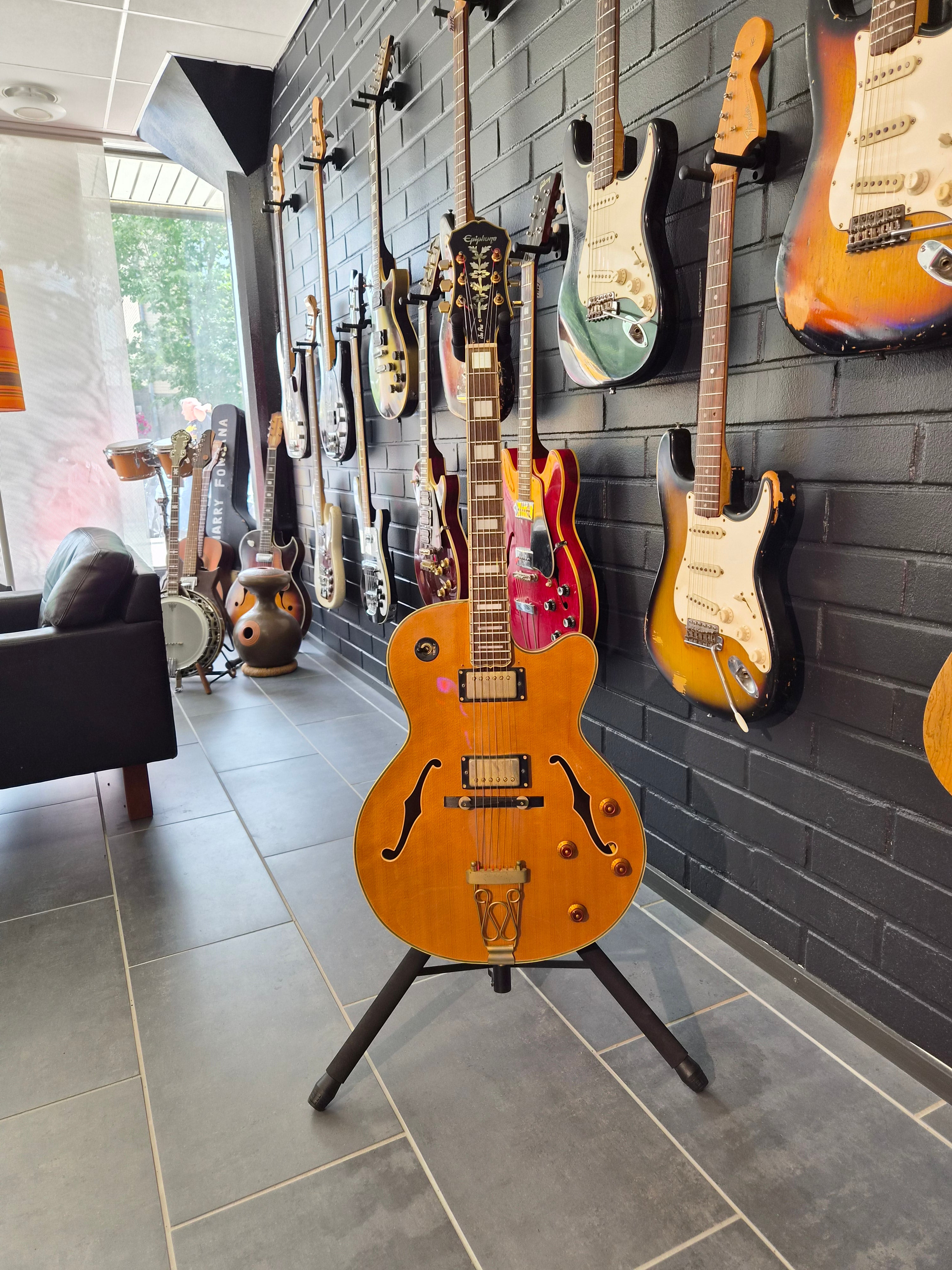 Epiphone Emperor II Joe Pass Signature Natural
