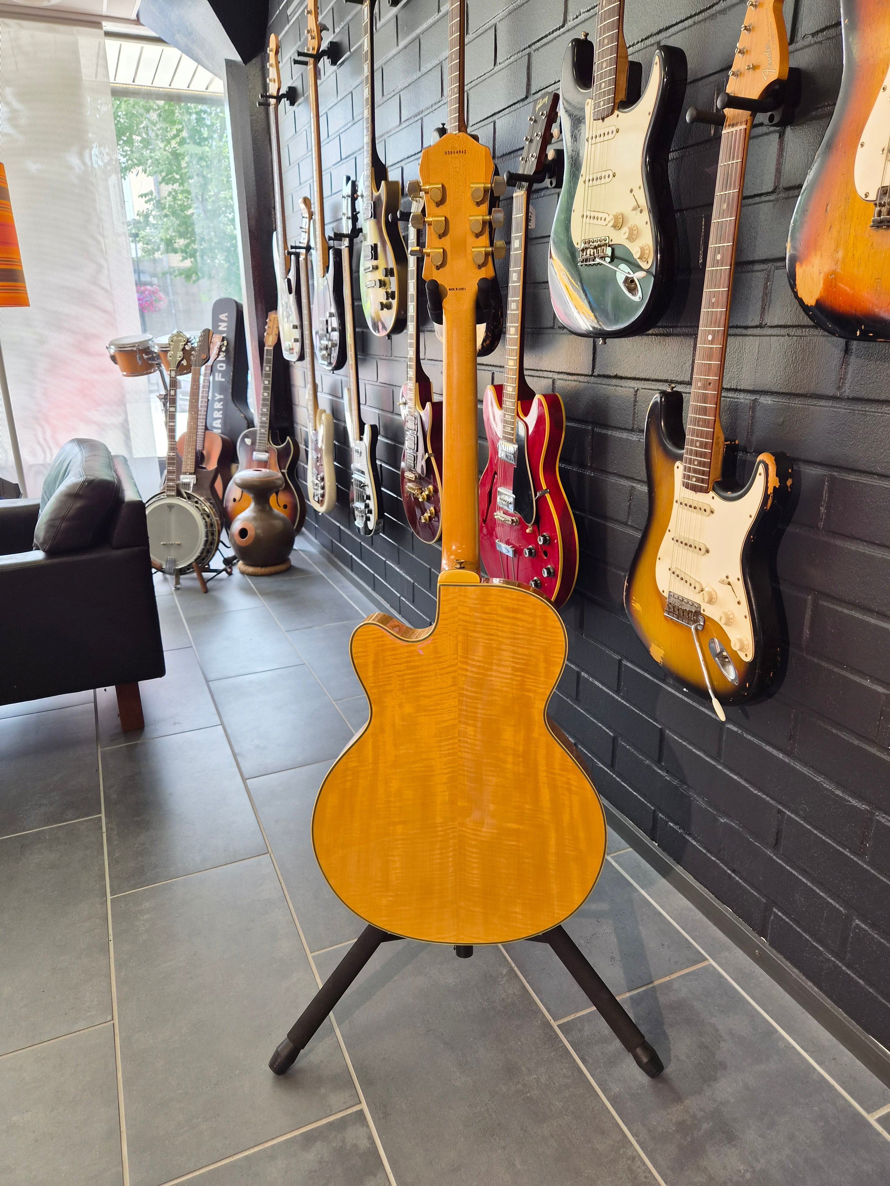 Epiphone Emperor II Joe Pass Signature Natural
