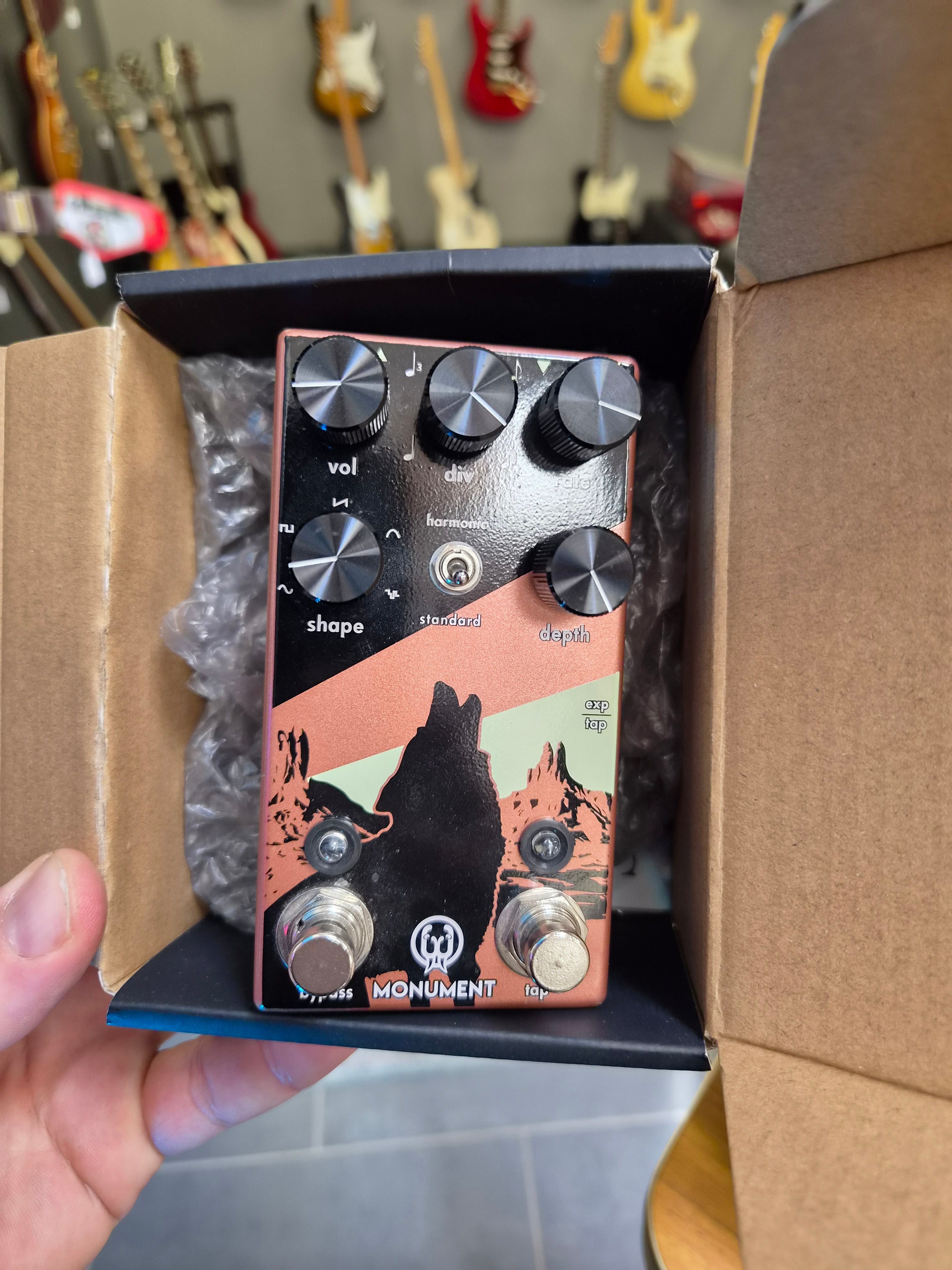 Walrus Audio Monument Harmonic Tap Tremolo V2