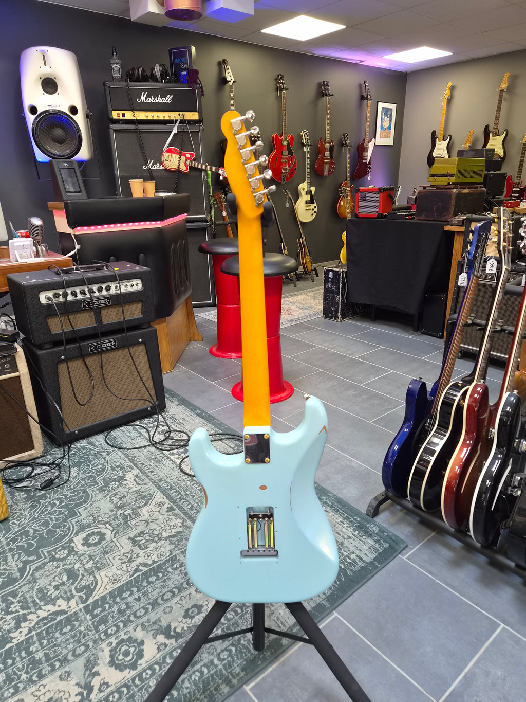 Parstcaster made from Fender Road Worn, Bareknuckle Pickups and No Name Neck