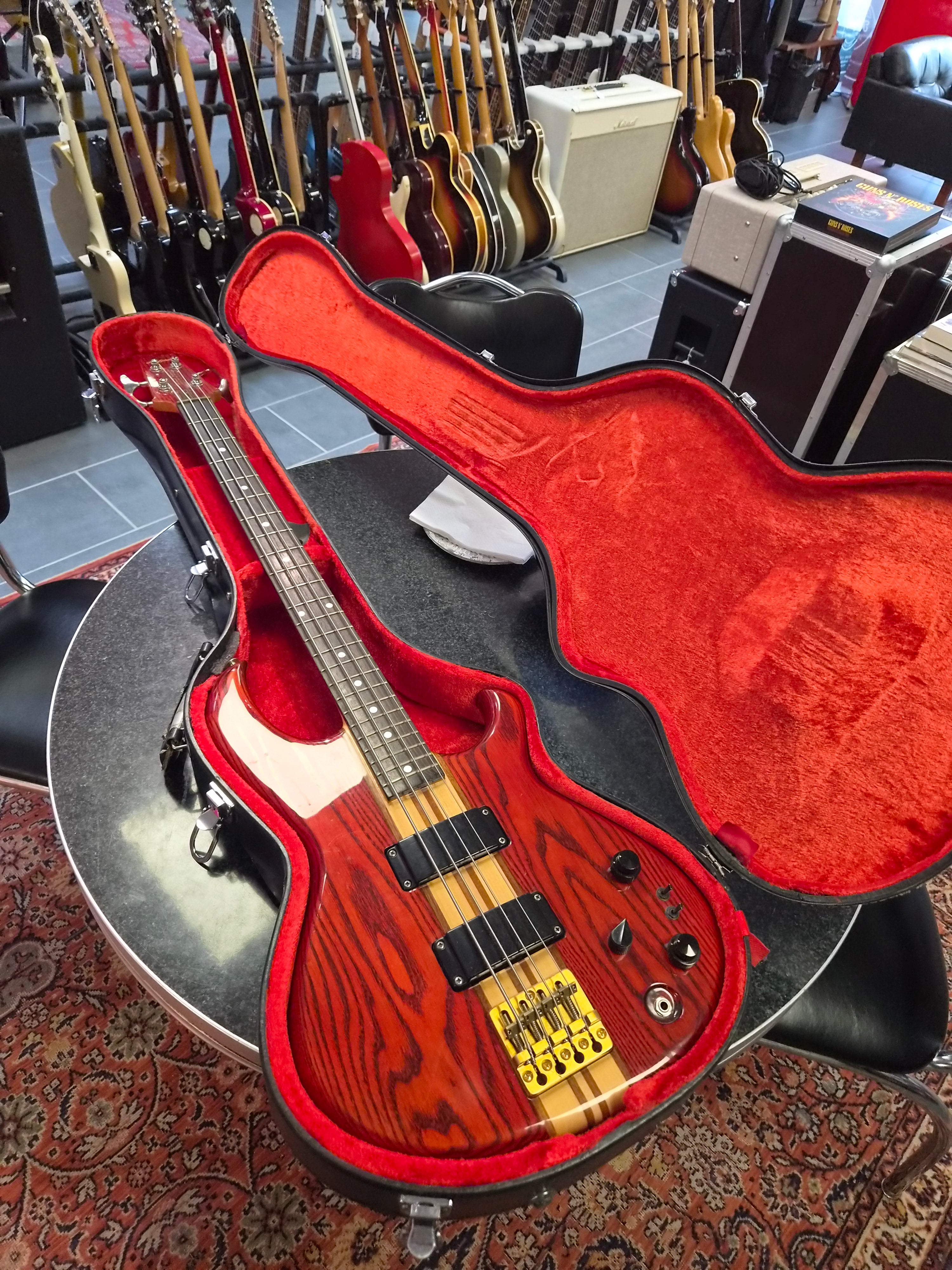 Aria Pro II SB-900 1981 Padauk Red