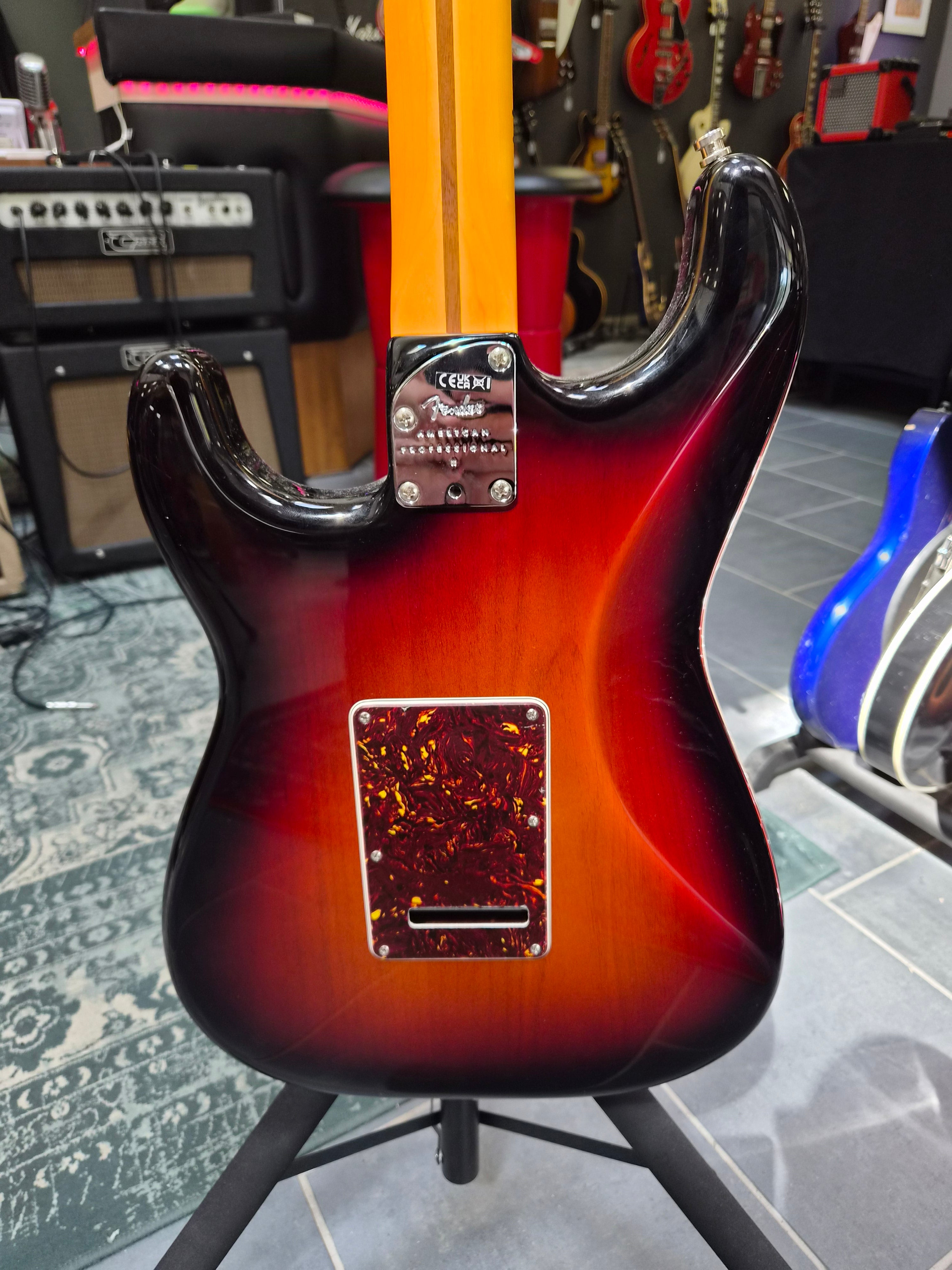 Fender American Pro II Stratocaster 2024