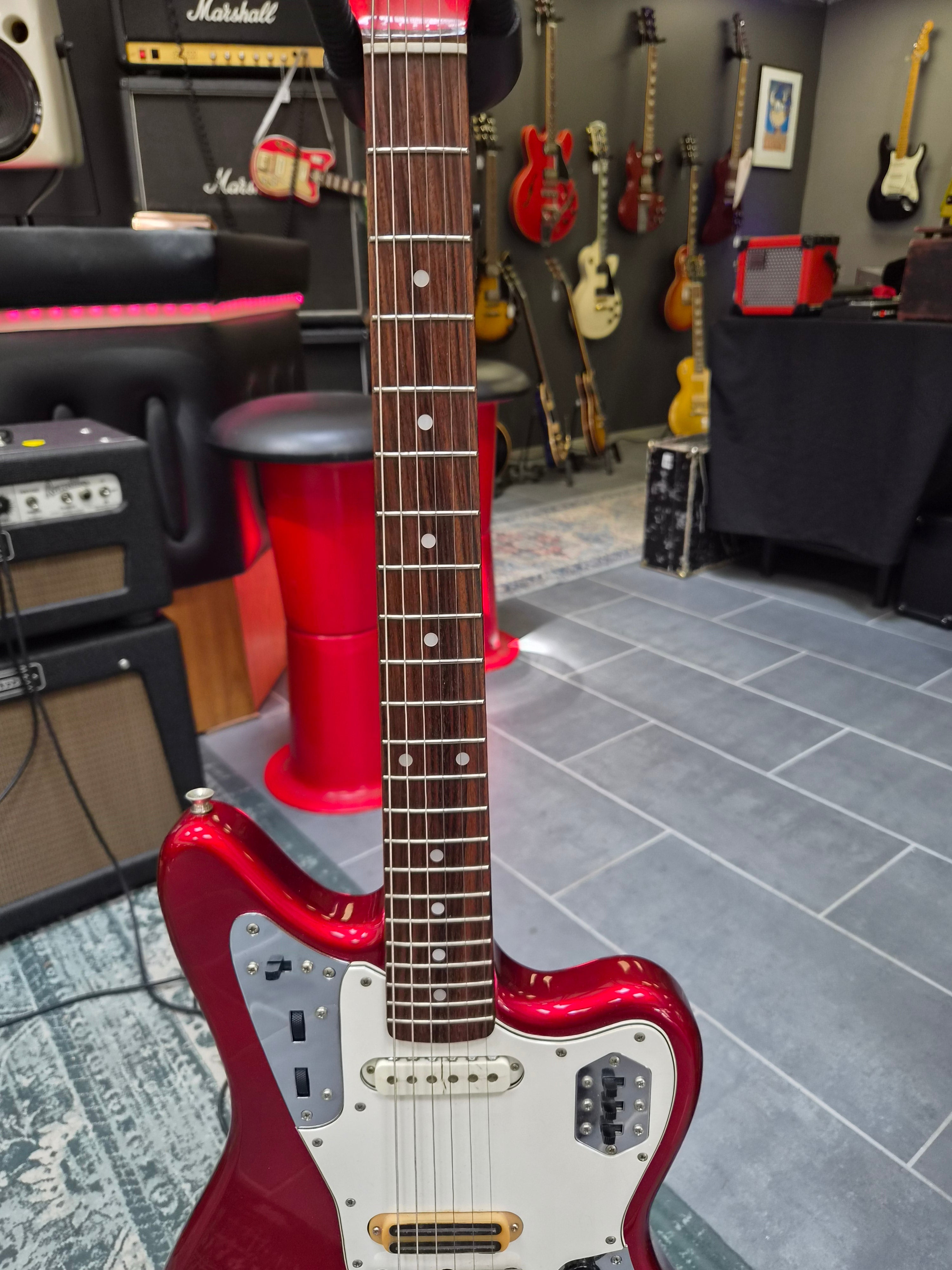 Fender 62 Jaguar Reissue Candy Apple Red MIJ