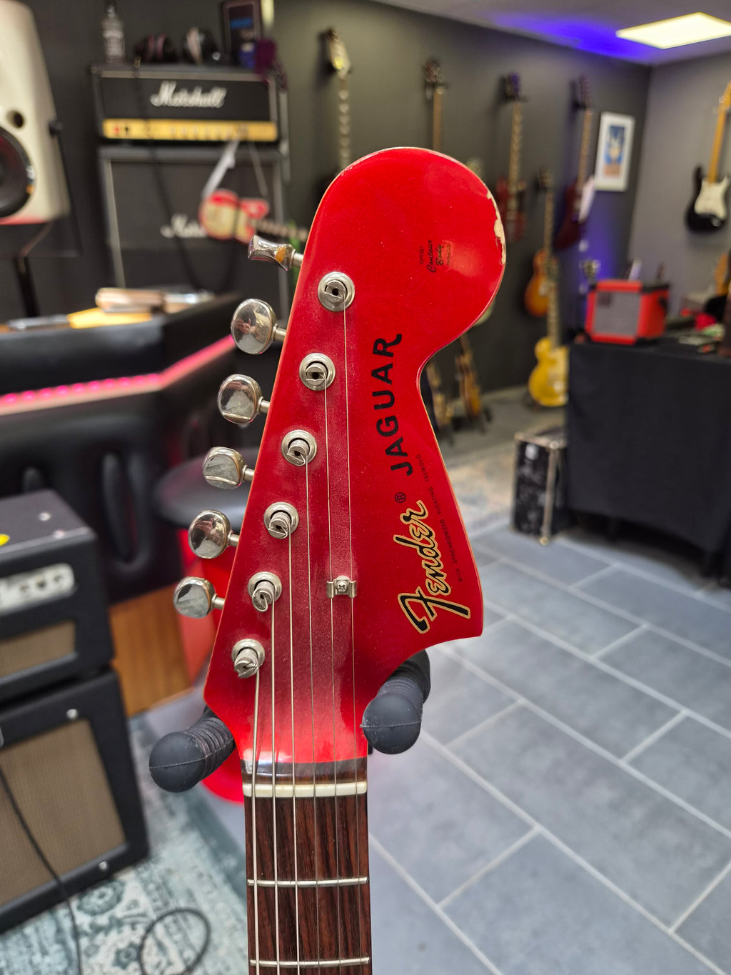 Fender 62 Jaguar Reissue Candy Apple Red MIJ