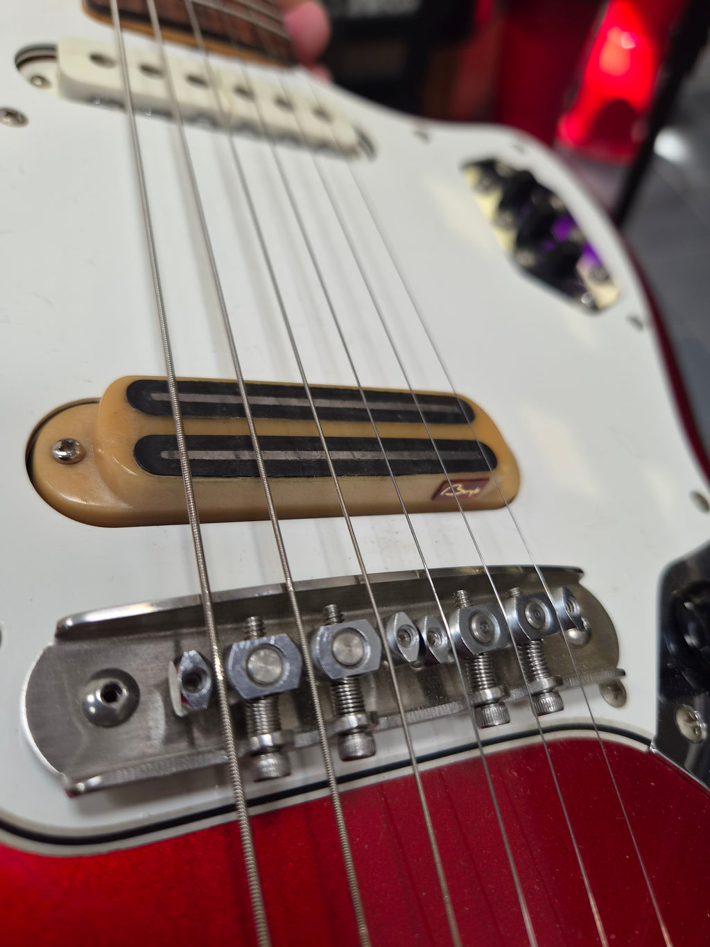 Fender 62 Jaguar Reissue Candy Apple Red MIJ
