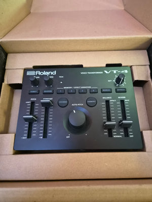 Roland Voice Transformer VT-4