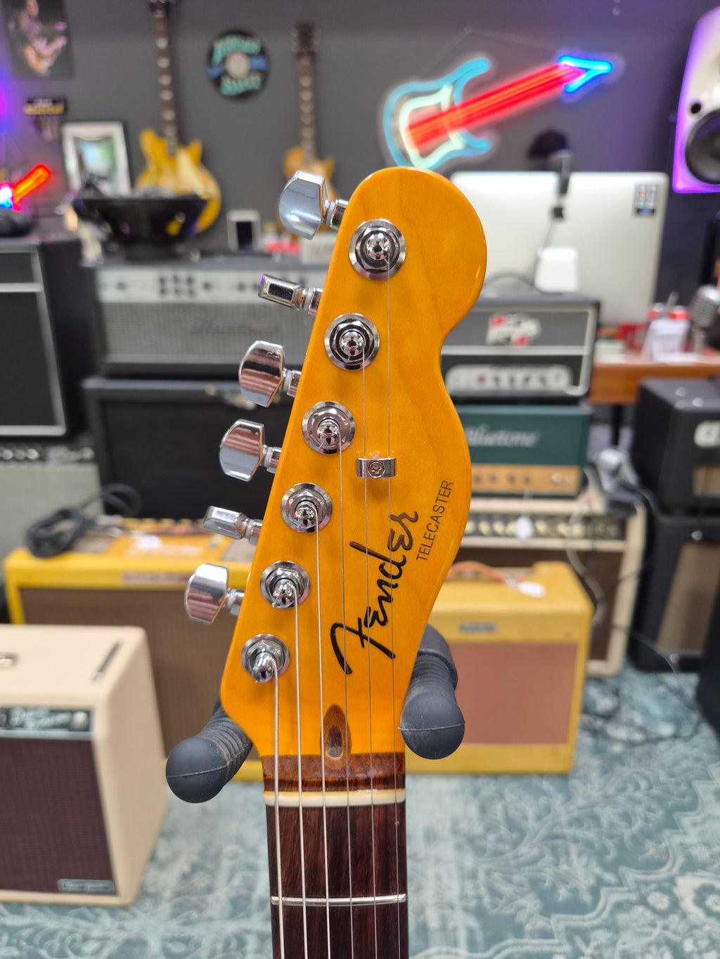 Fender American Ultra Telecaster 2022 Texas Tea