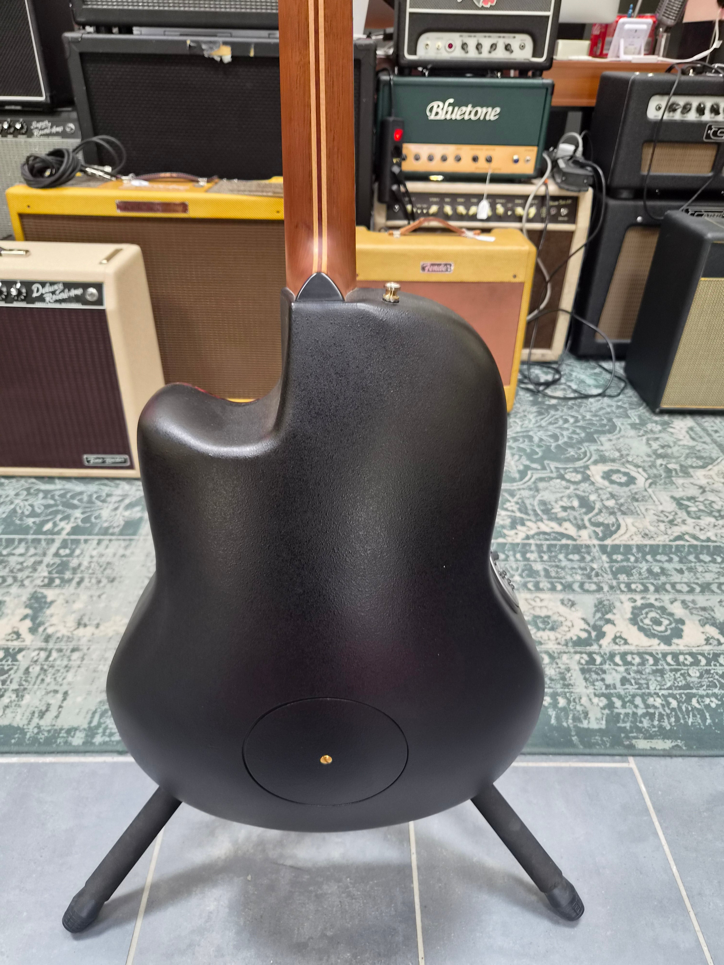 Ovation Collectors Series 2002-AC
