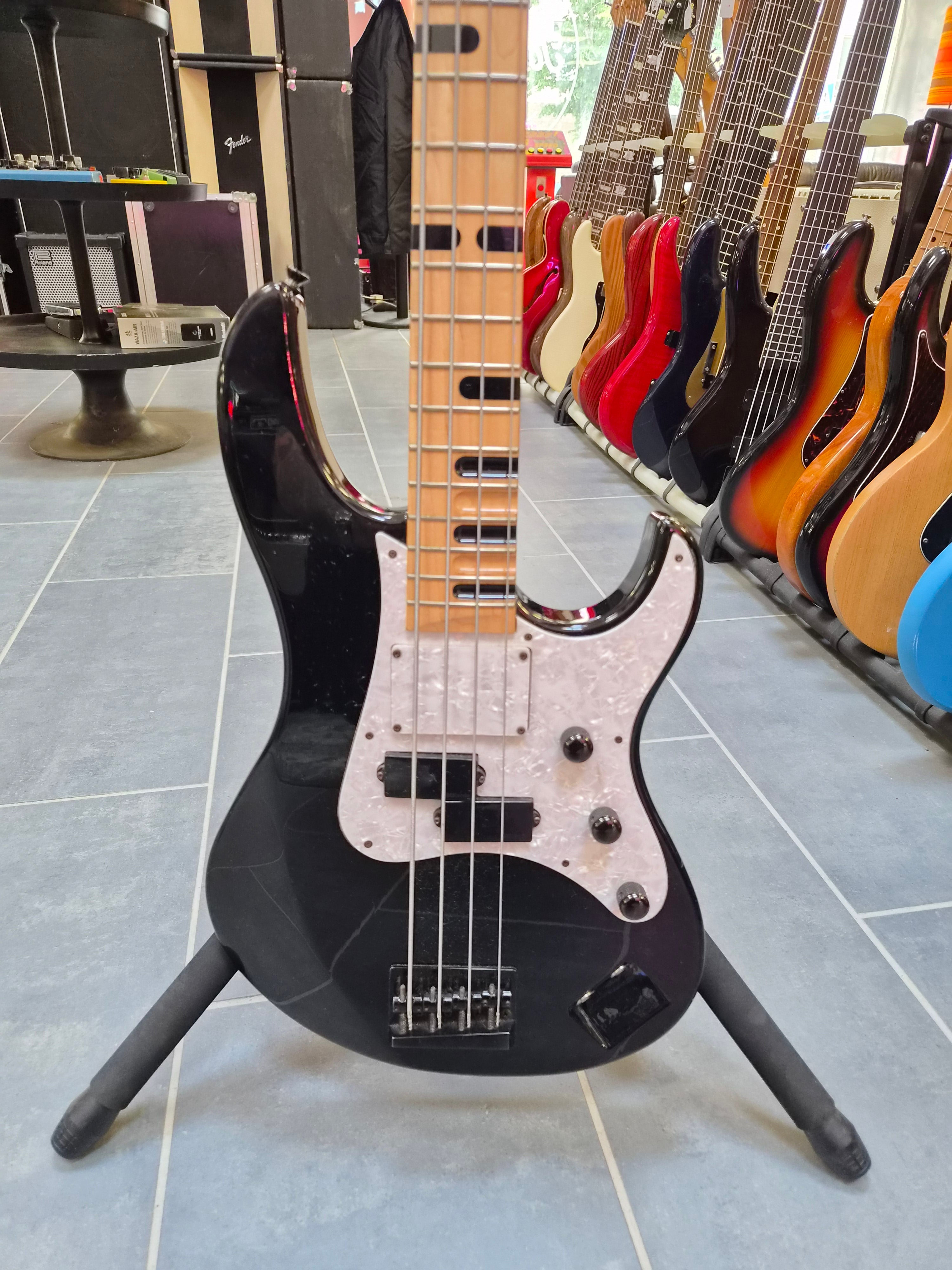 Yamaha Attitude Limited II Billy Sheehan Signature Model