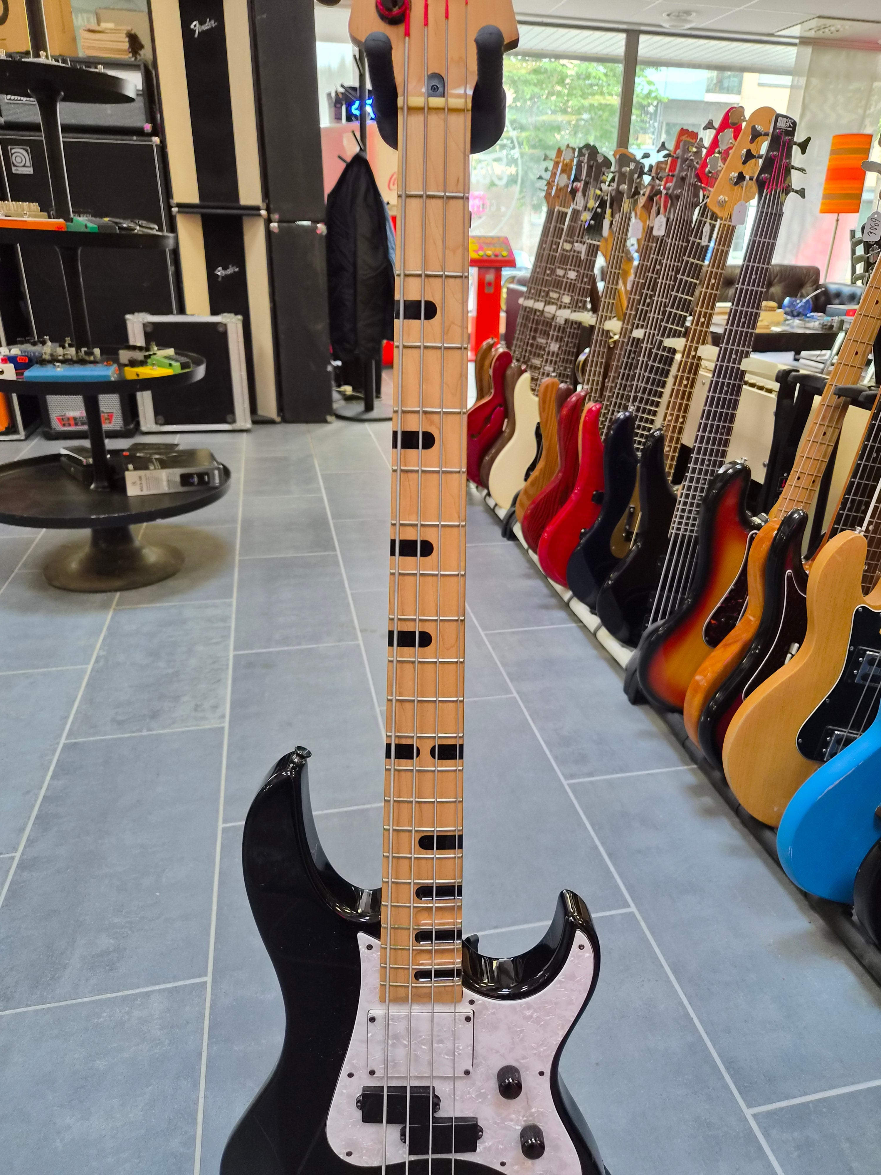 Yamaha Attitude Limited II Billy Sheehan Signature Model