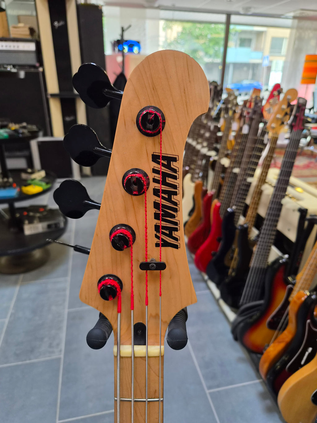 Yamaha Attitude Limited II Billy Sheehan Signature Model