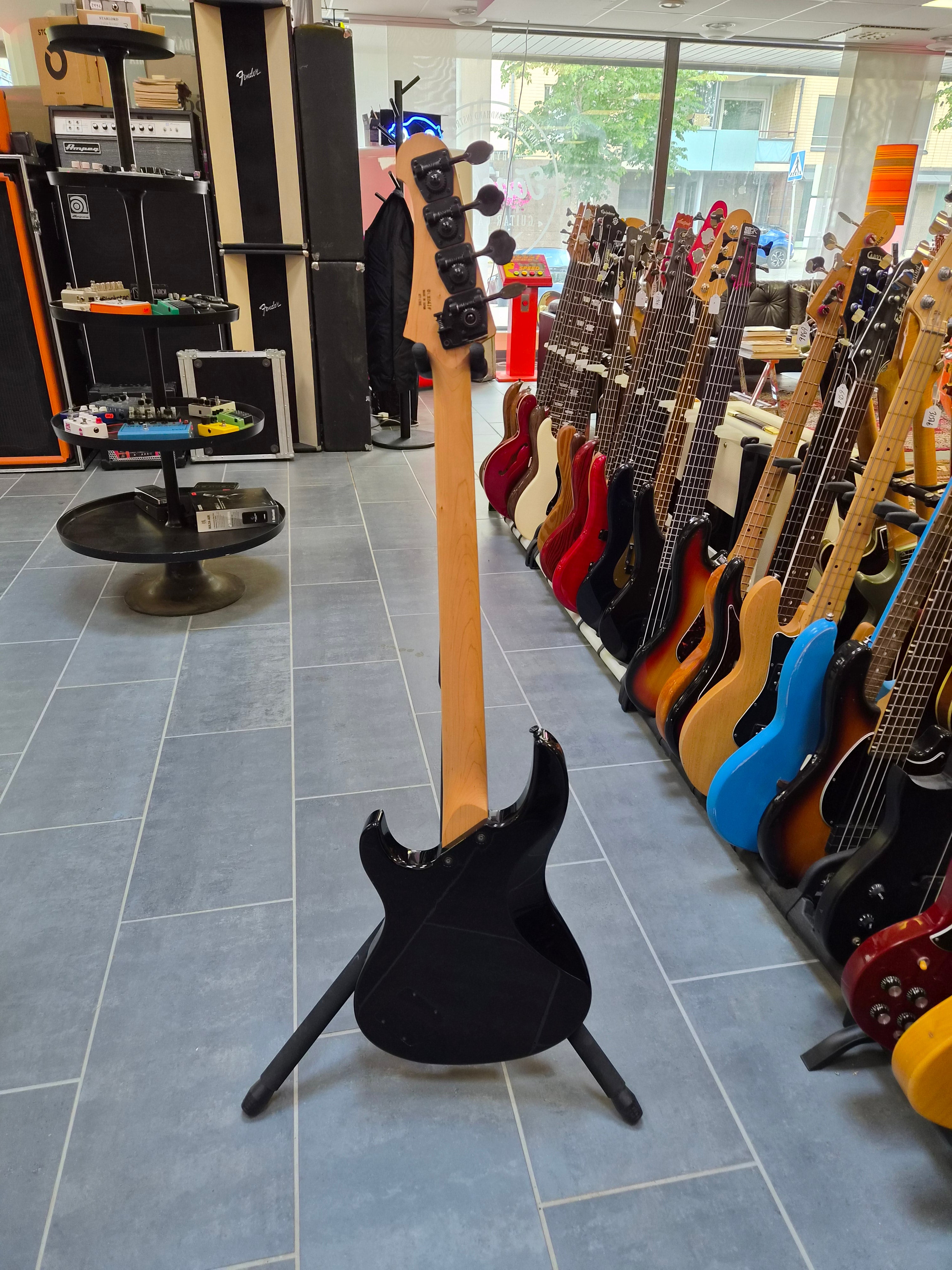 Yamaha Attitude Limited II Billy Sheehan Signature Model