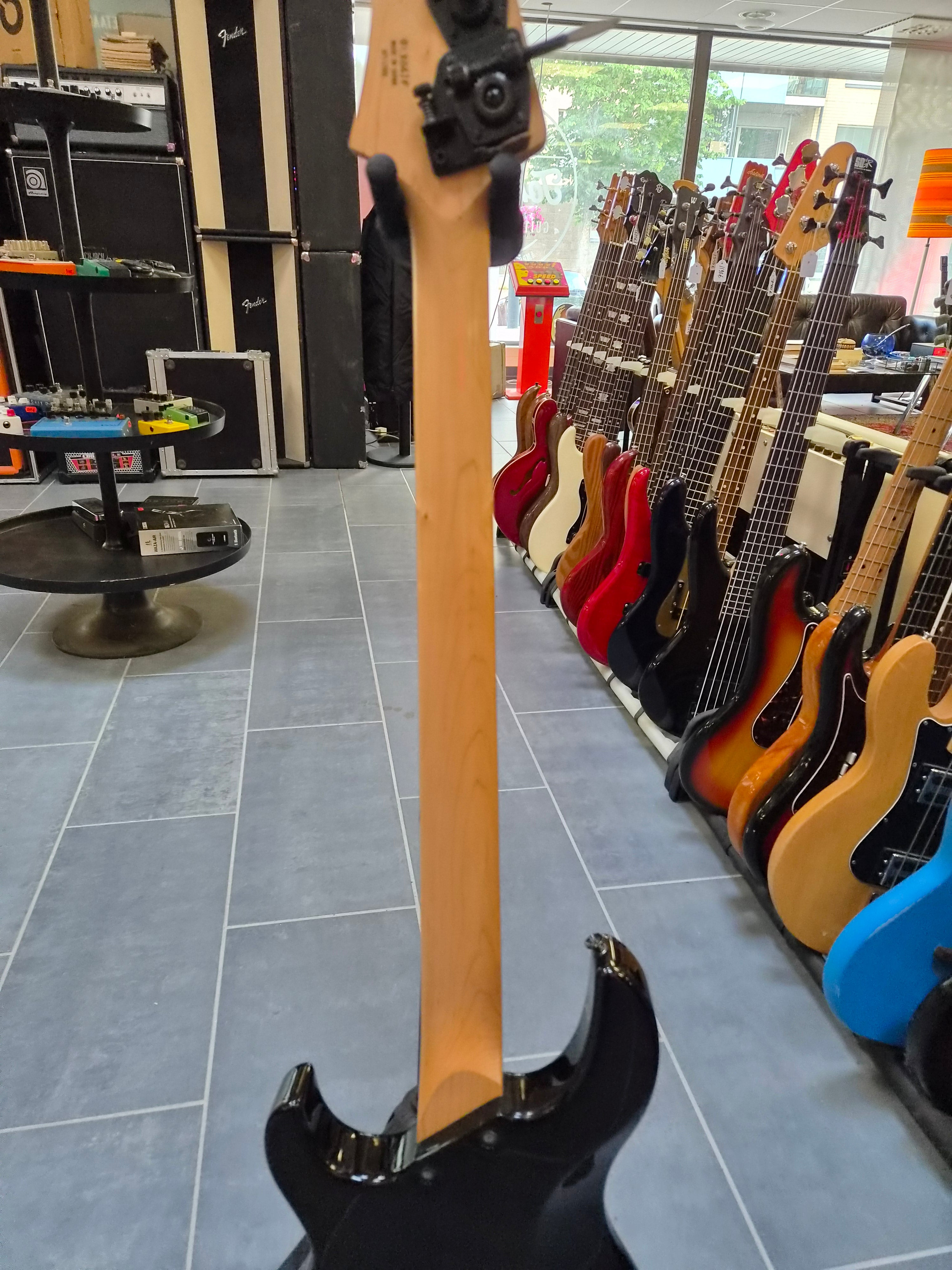 Yamaha Attitude Limited II Billy Sheehan Signature Model