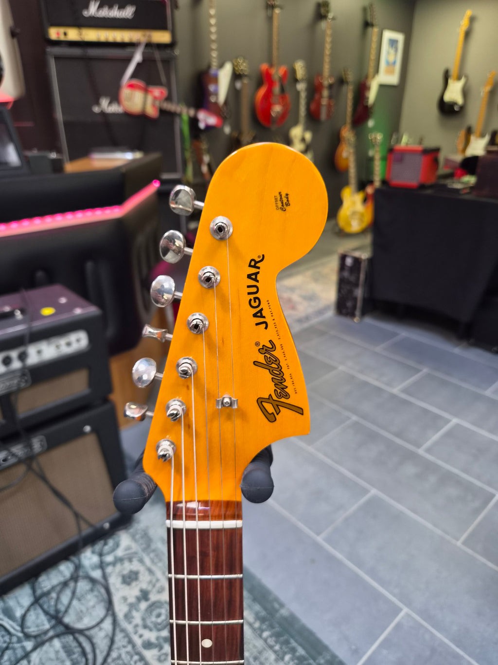 Fender Jaguar Classic 60s Lacquer Lake Placid Blue