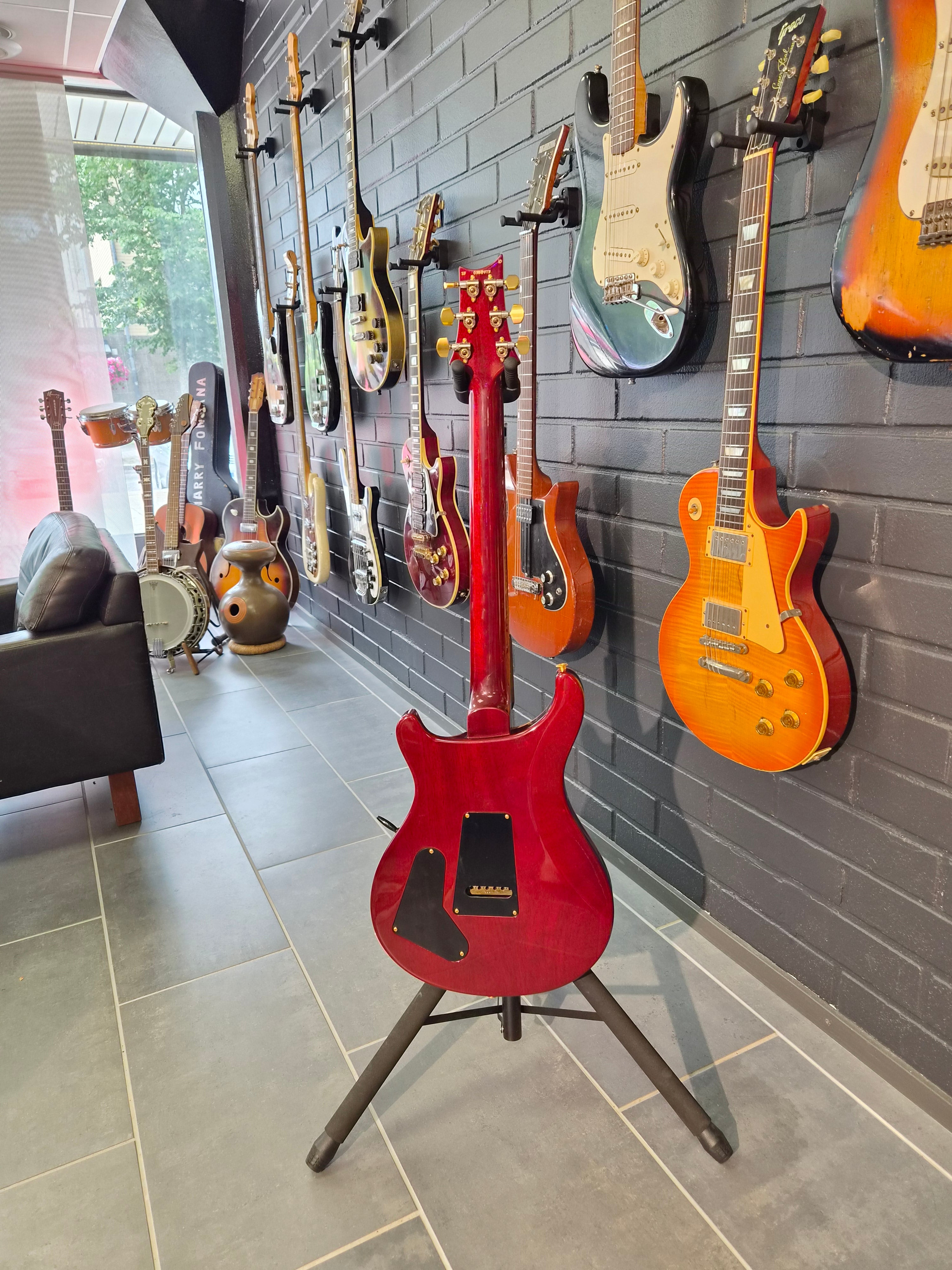 PRS Studio Fire Red 10-Top 2023