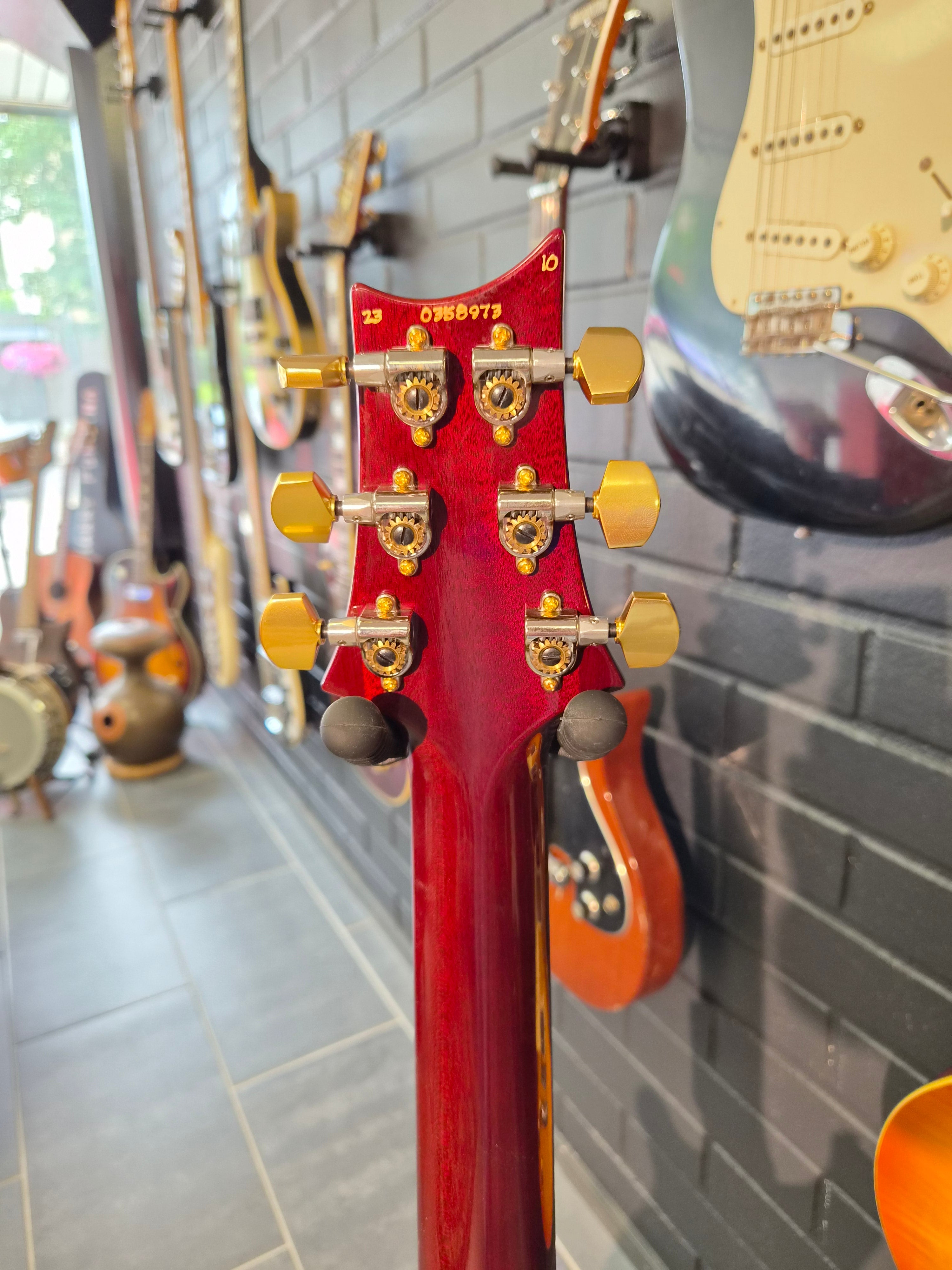 PRS Studio Fire Red 10-Top 2023