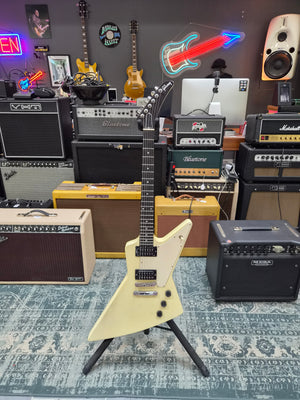 Gibson Explorer ’76 Reissue Classic White 2005