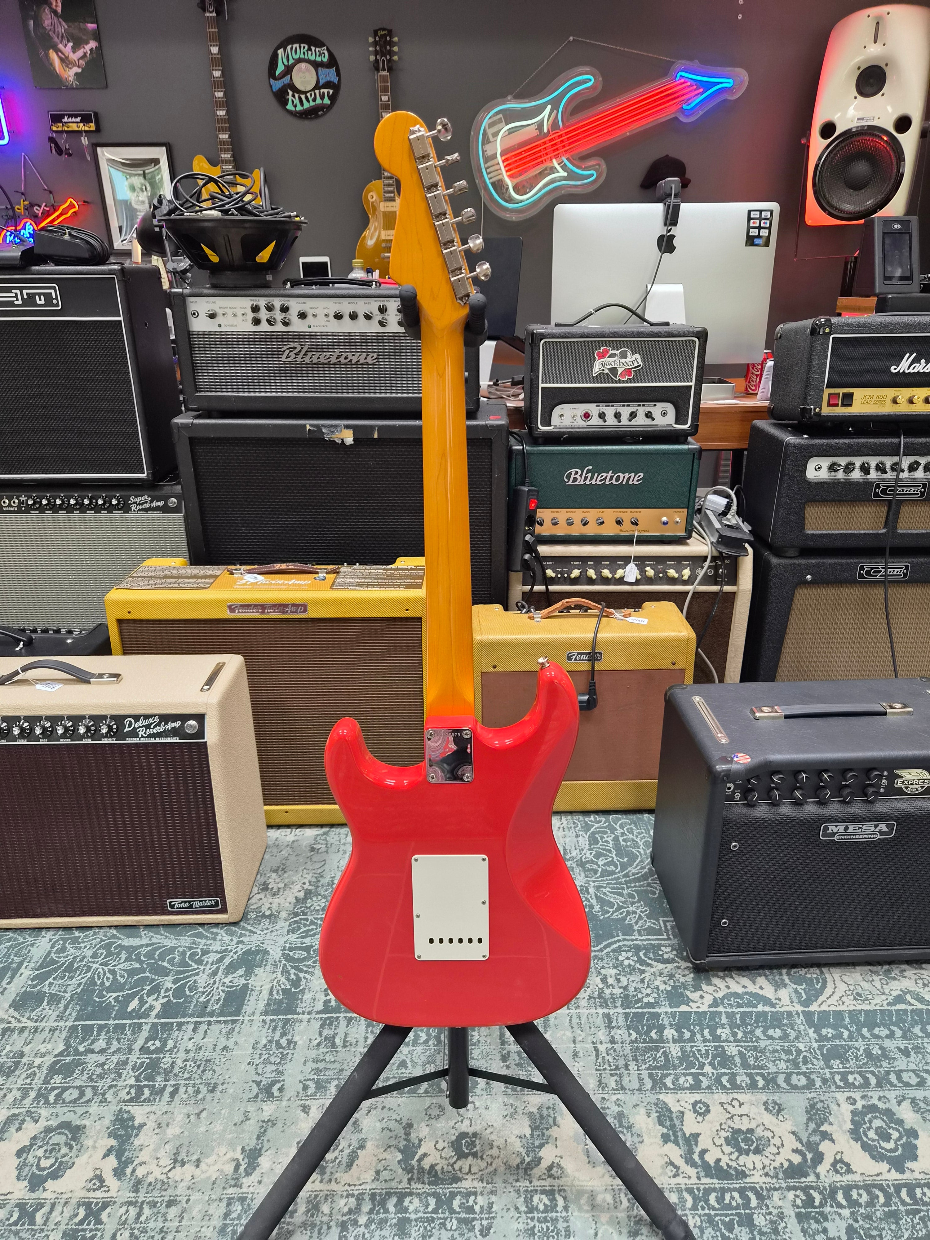 Fender American Vintage II 61 Stratocaster Fiesta Red