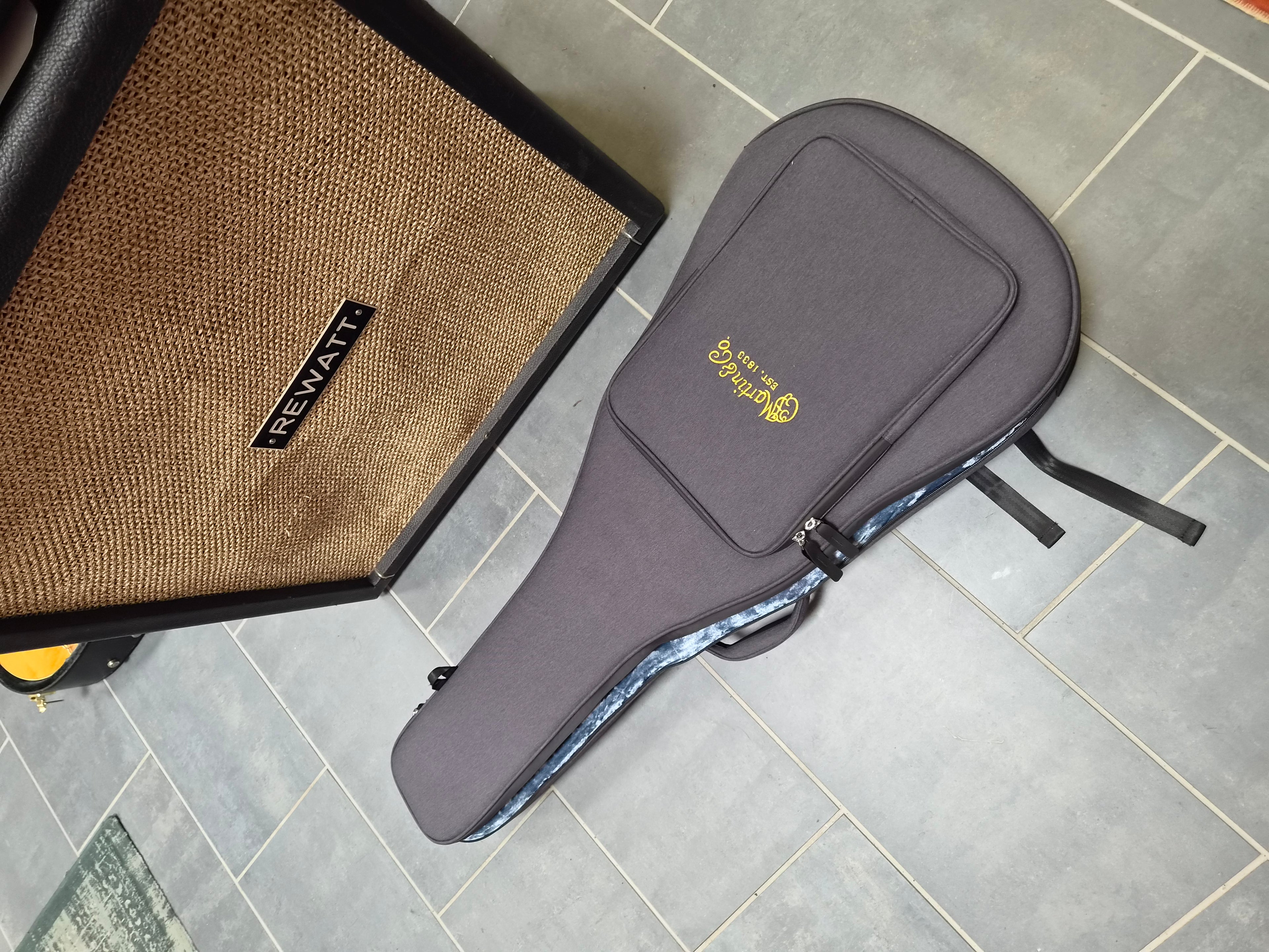 Martin Road Series 000-10E