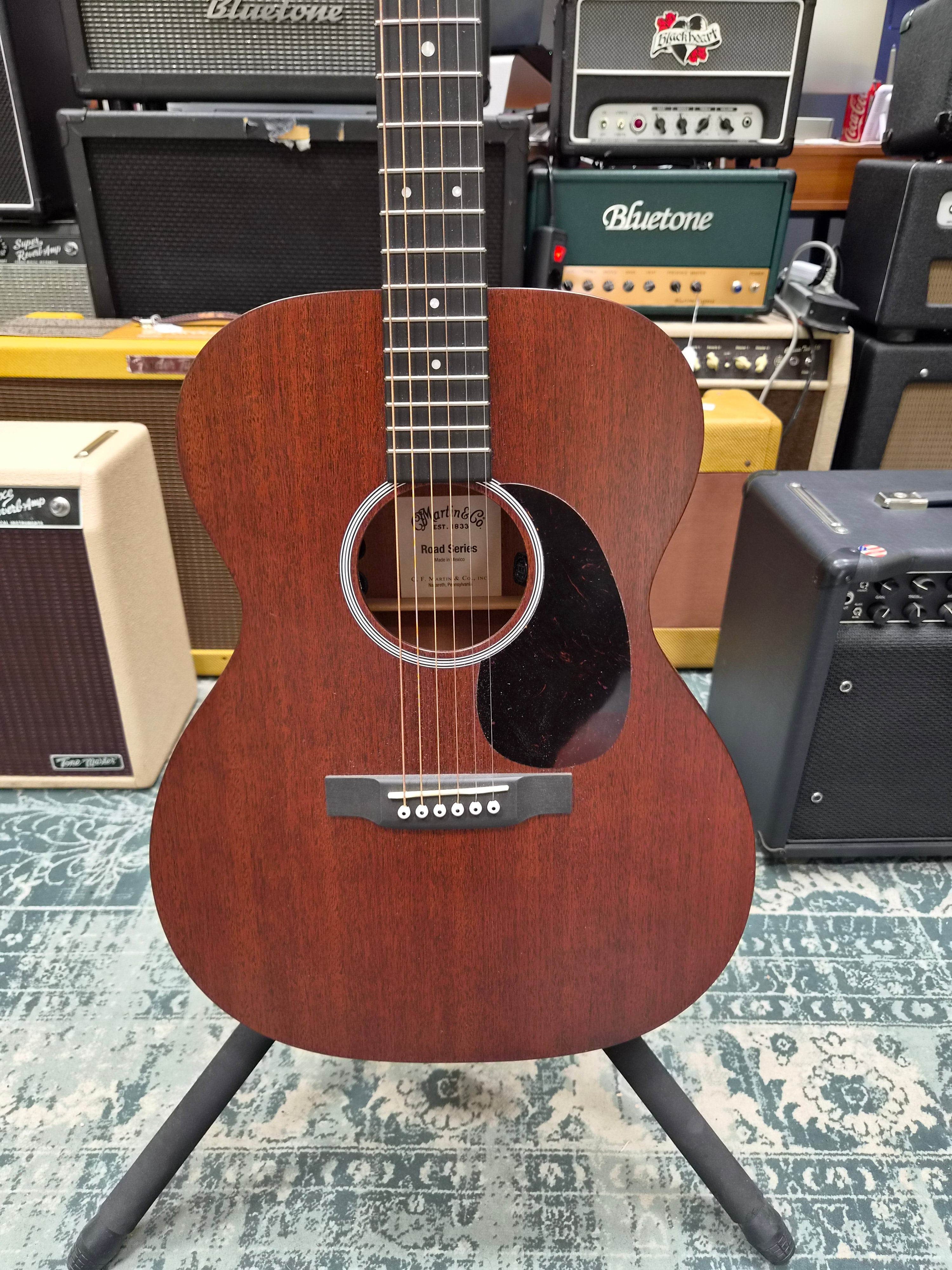 Martin Road Series 000-10E
