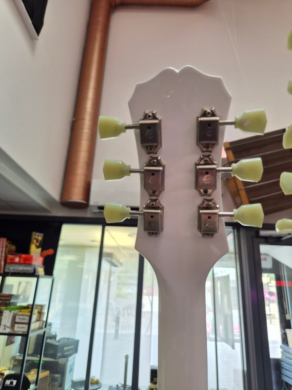 Epiphone G-1275 Custom Doubleneck in Alpine White
