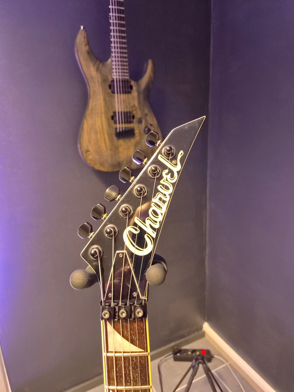 Charvel 475 Deluxe Desert Crackle 1989-1991