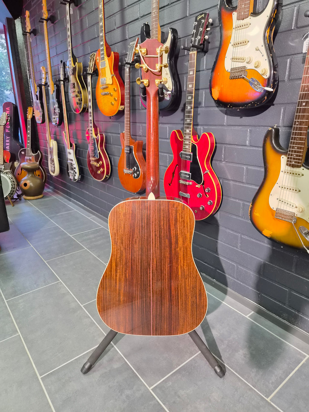 Taylor 810 "Ken Hensley"