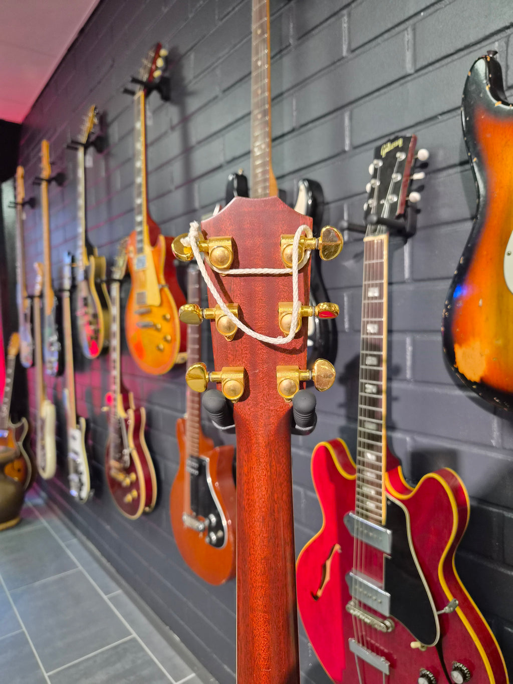 Taylor 810 "Ken Hensley"