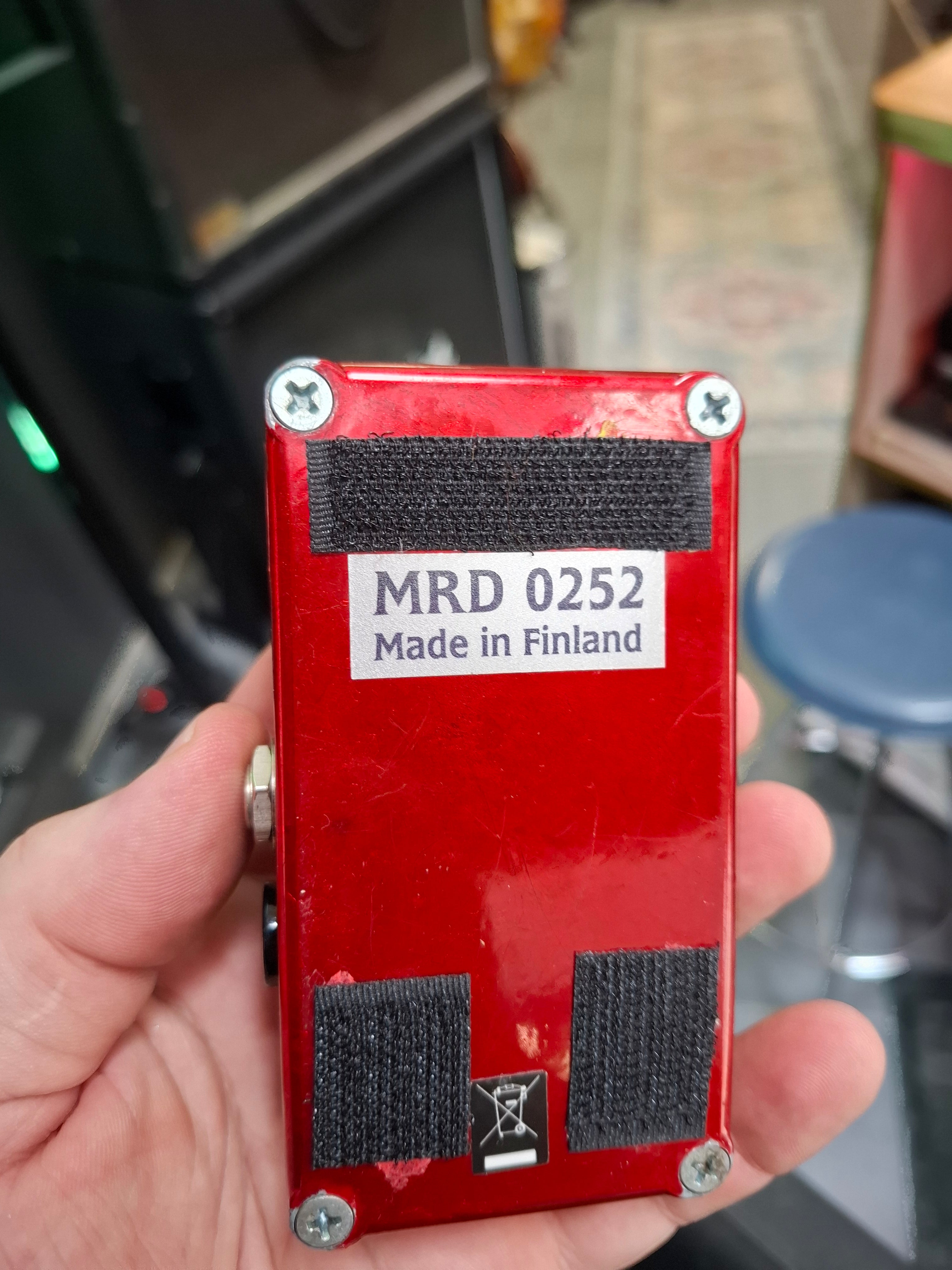 MAD PROFESSOR Mighty Red Distortion Mighty Red Distortion / Mad