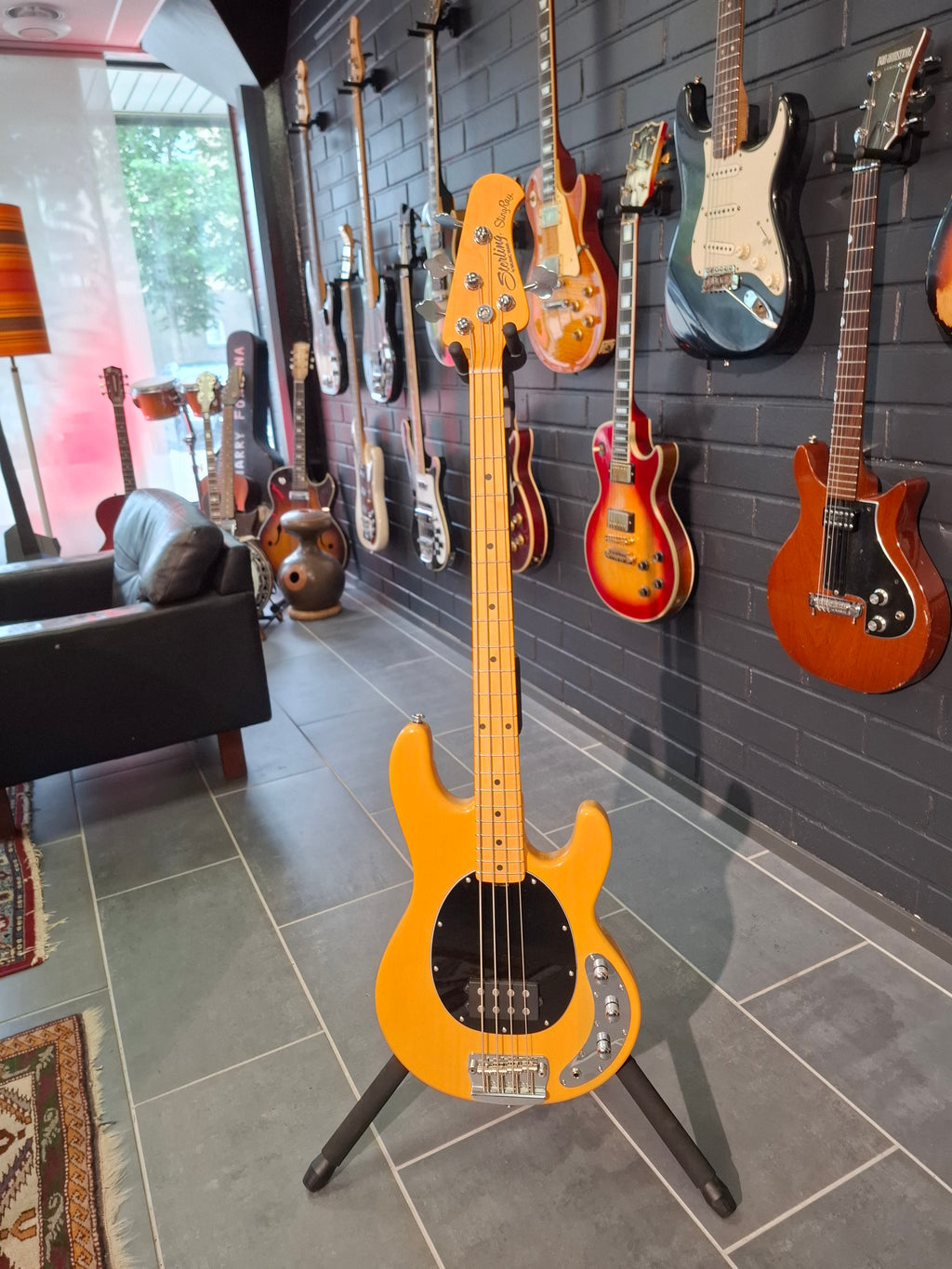 Sterling By Music Man Stingray Classic 24 Butterscotch