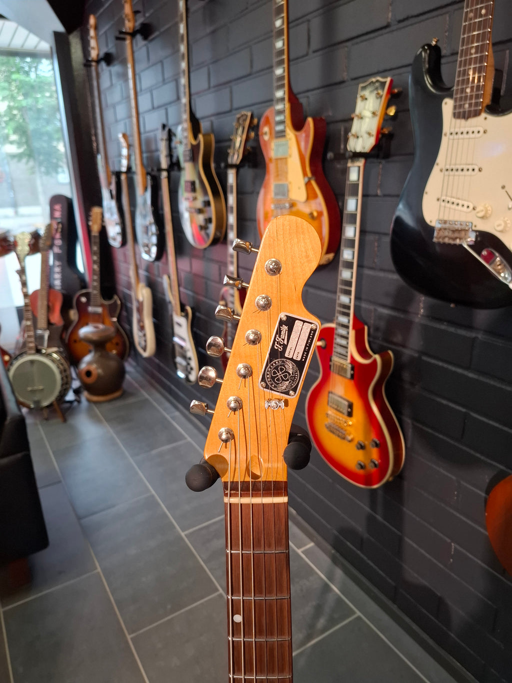 Vuorensaku Thinline Custom