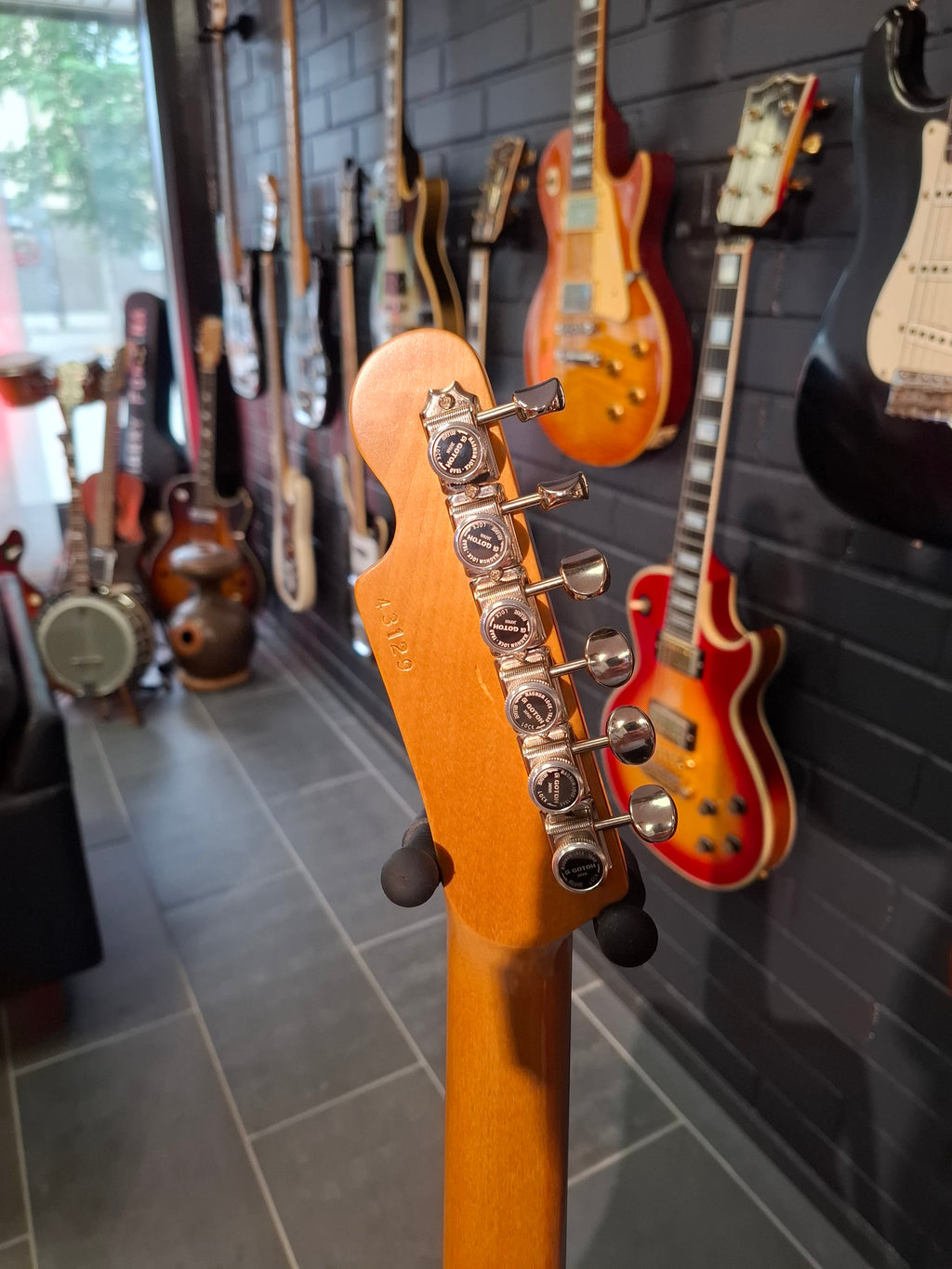 Vuorensaku Thinline Custom