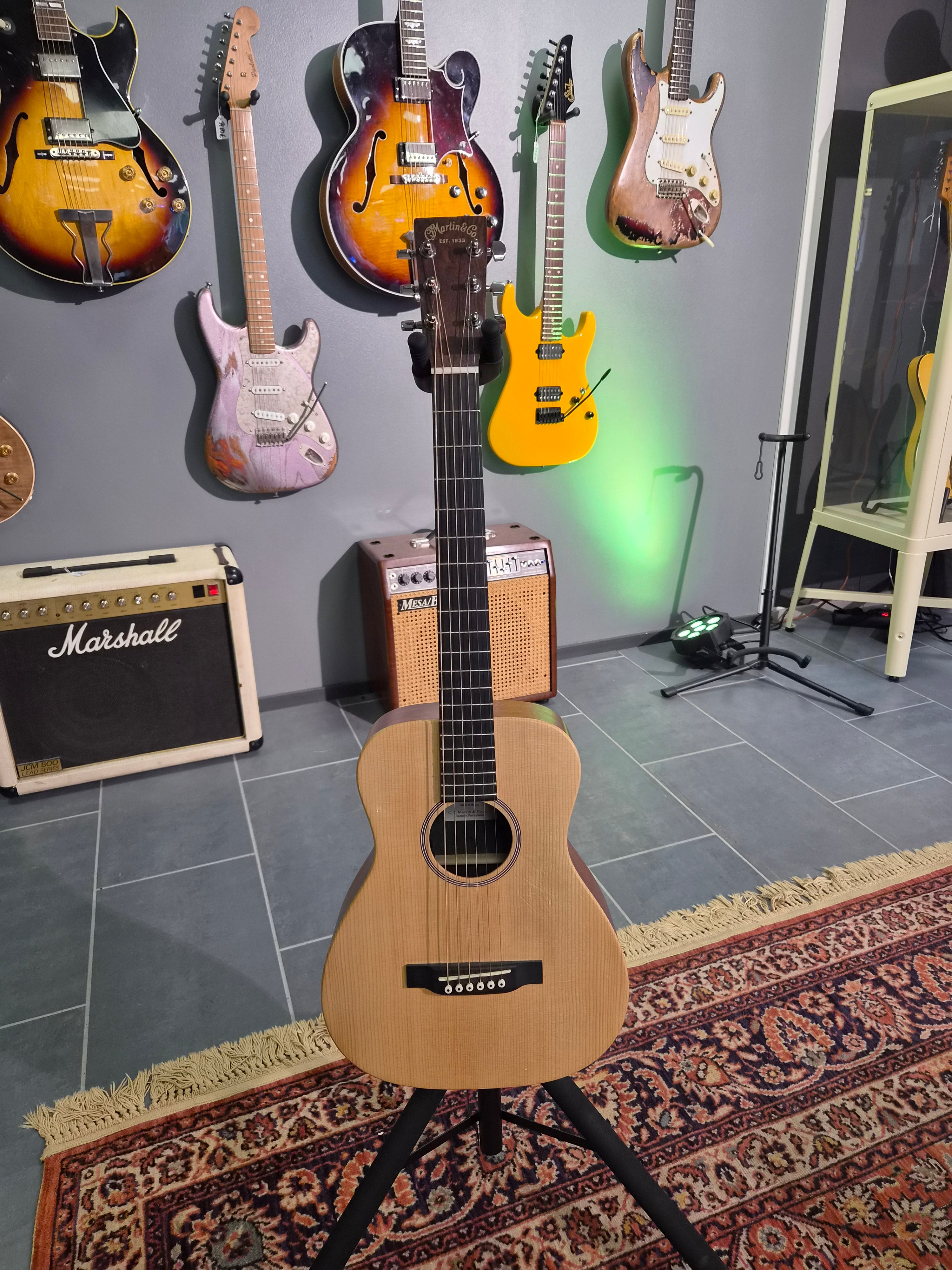 Martin LX1E