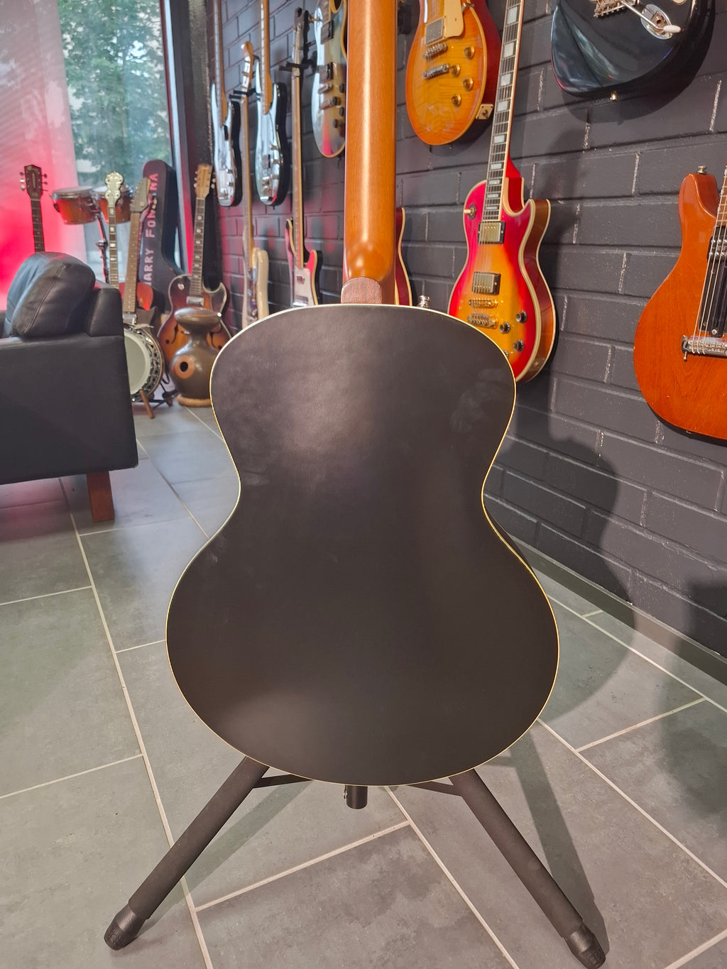 Godin 5th Avenue Black SG