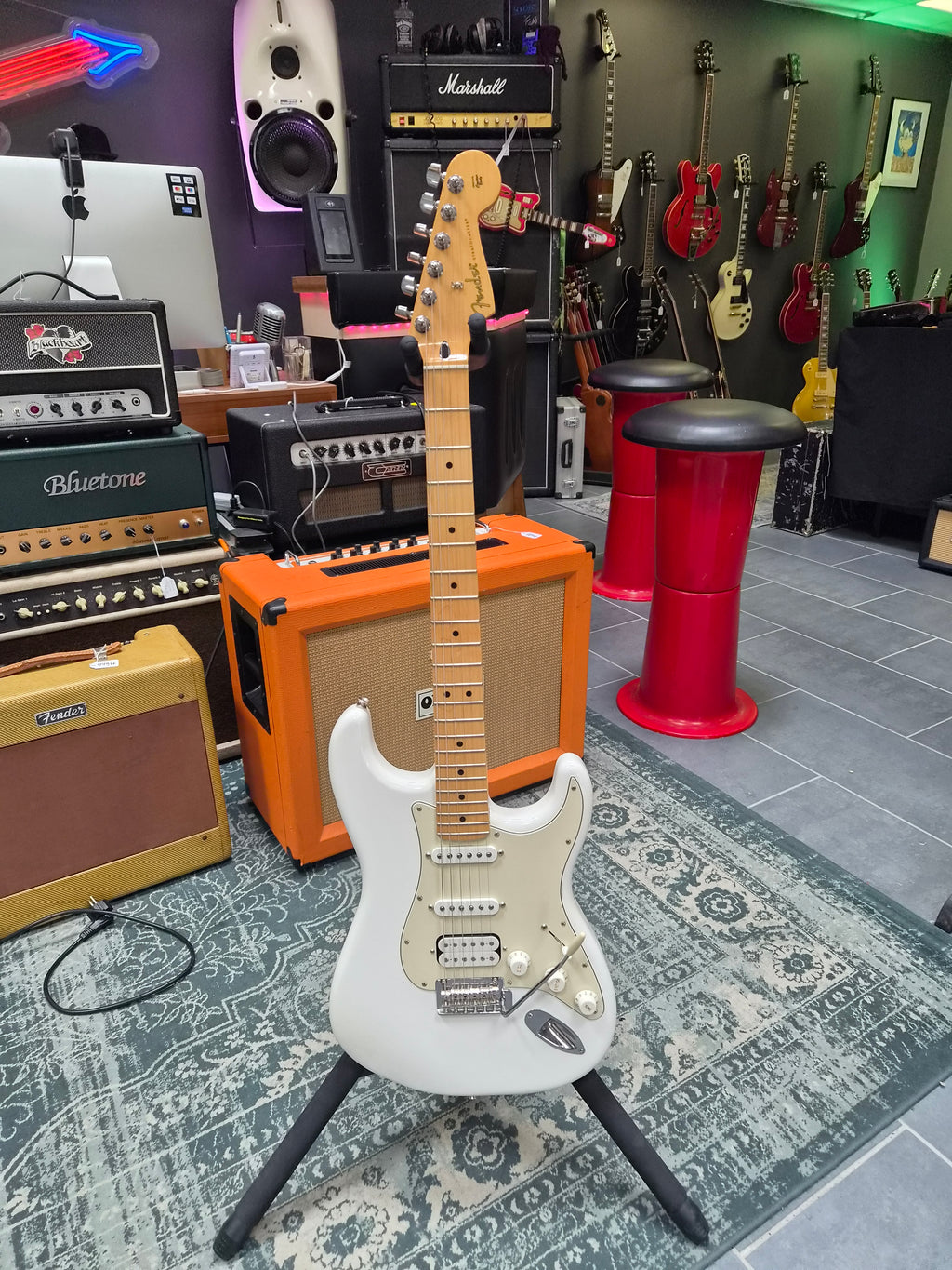 Fender Player Stratocaster HSS 2022 Olympic White