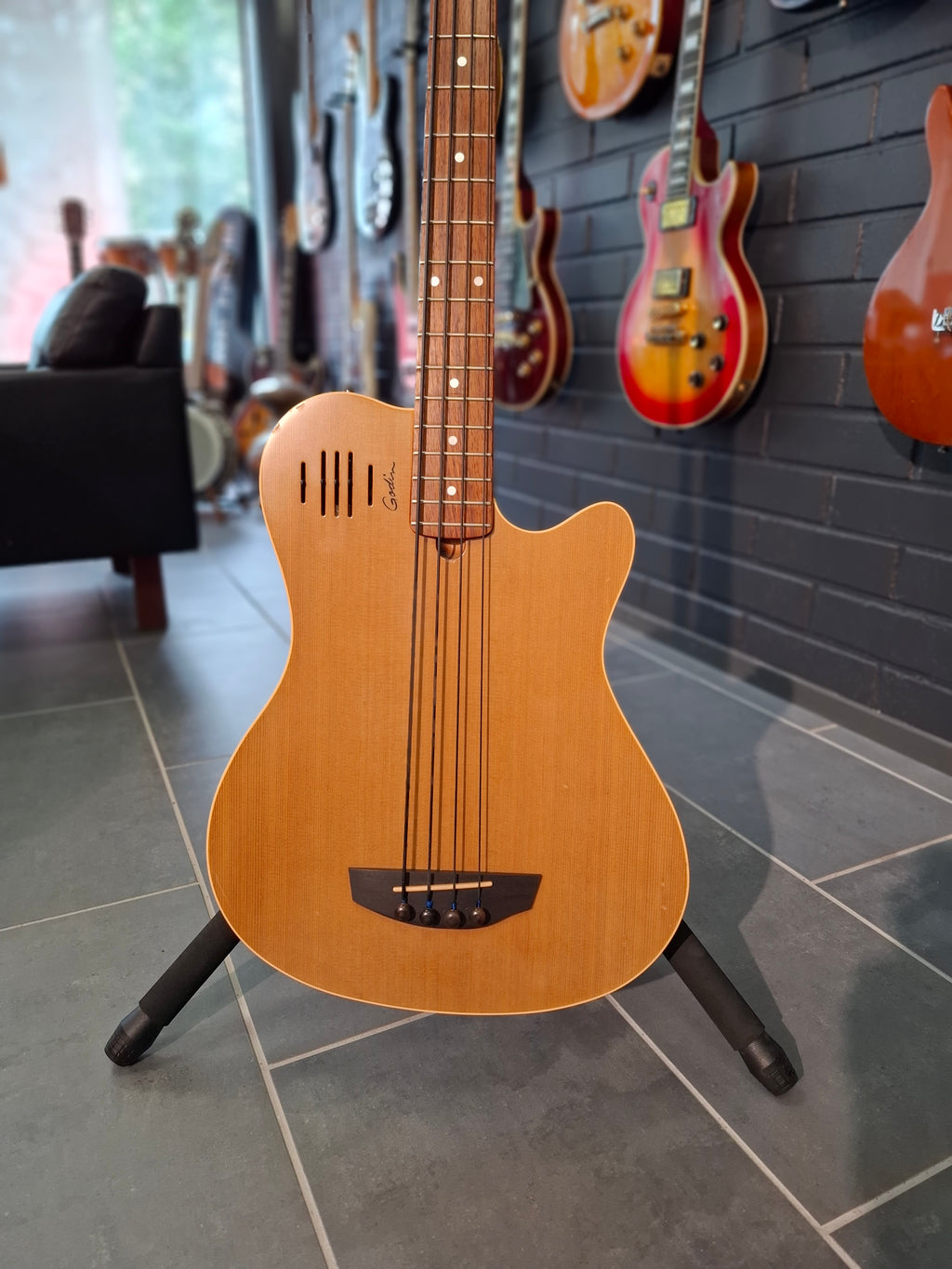 Godin A4 2004