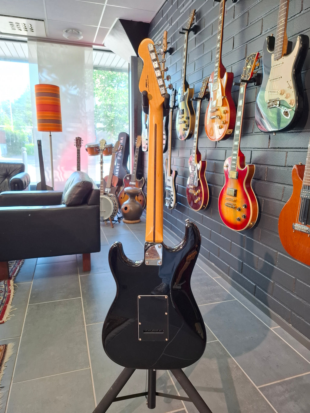 Vintage V6H Reissued Electric Guitar Boulevard Black