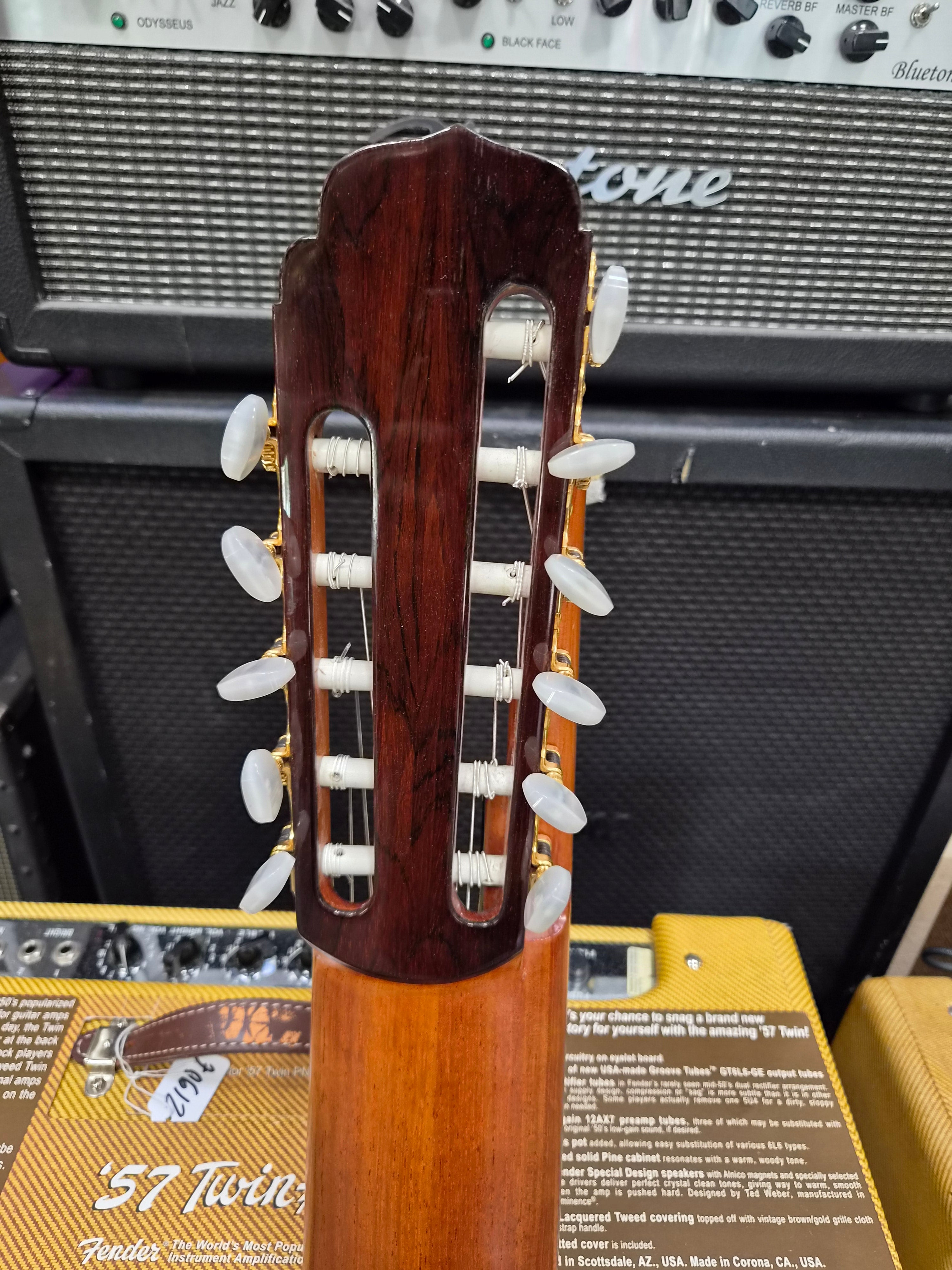 Salo Guitars Alto Guitar 11 String