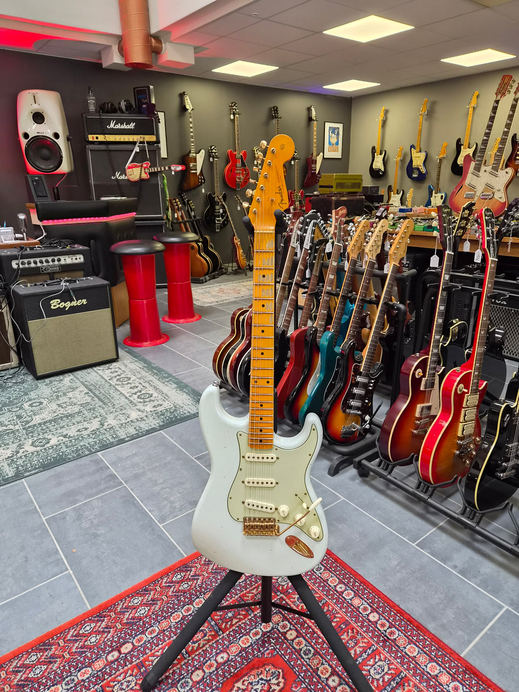 Fender Custom Shop ´62 Stratocaster Bone Tone Journeyman Relic Sonic Blue 2021